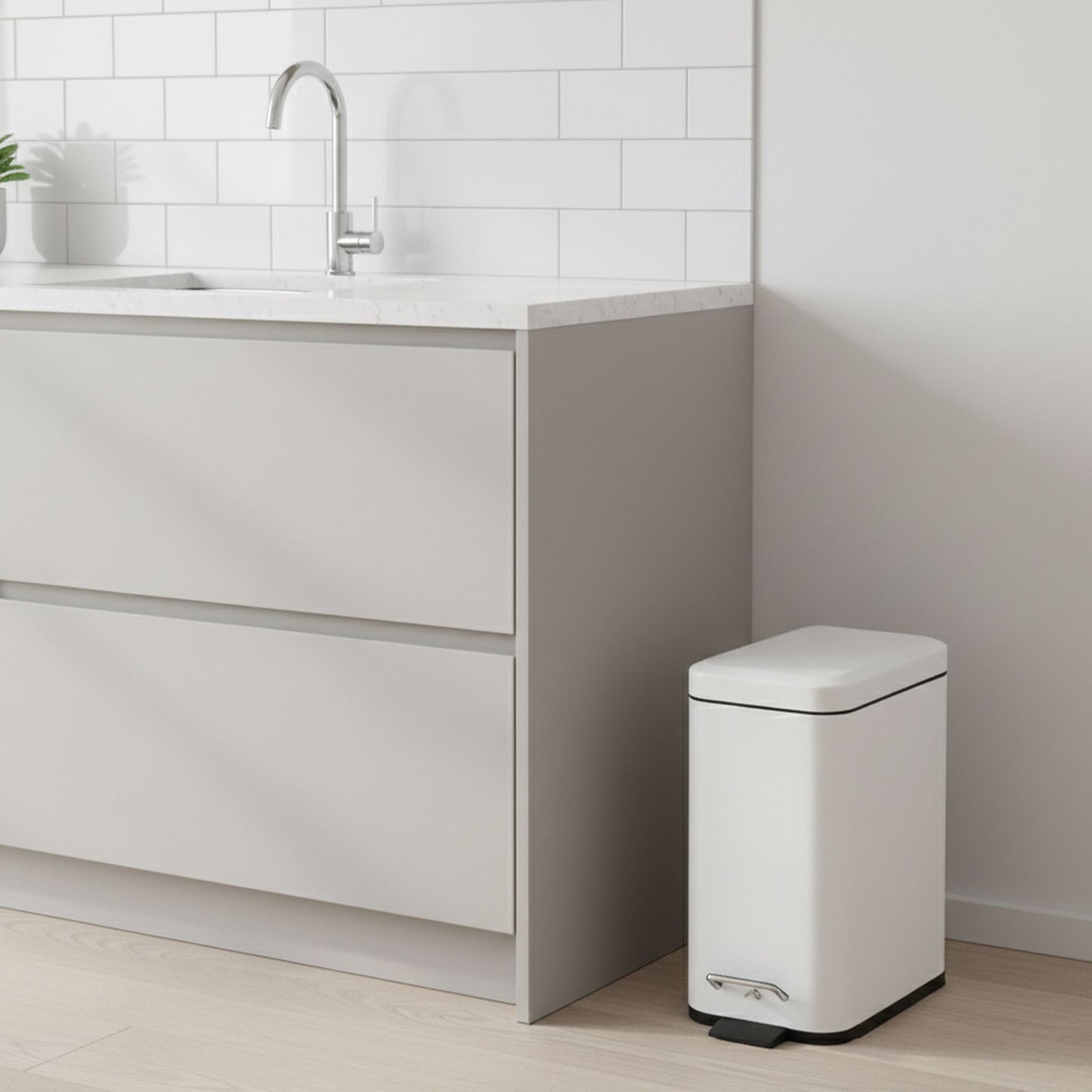 5L Bathroom Bin, Soft-Close, Foot Pedal