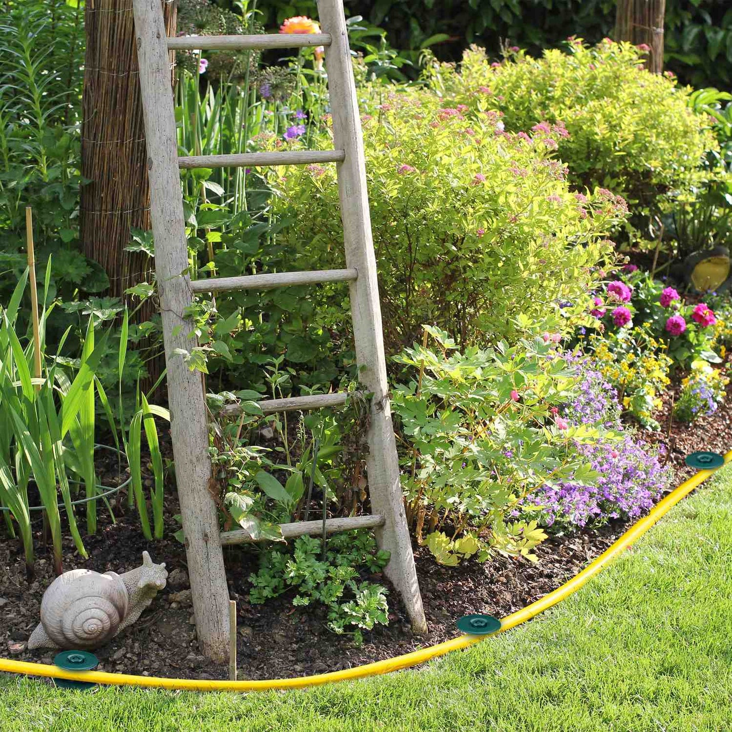 6x Green Guides for Garden Hose