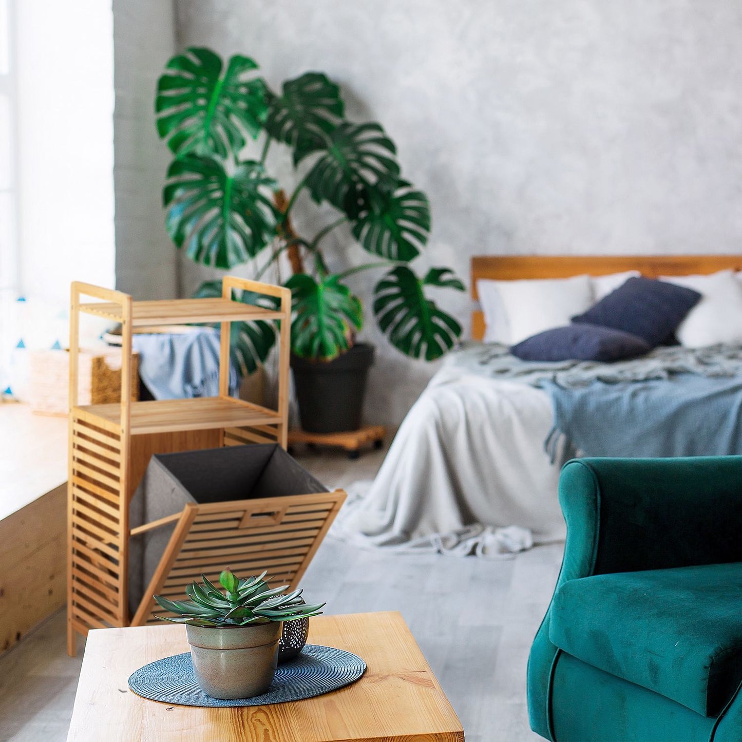 Bamboo laundry hamper with shelf