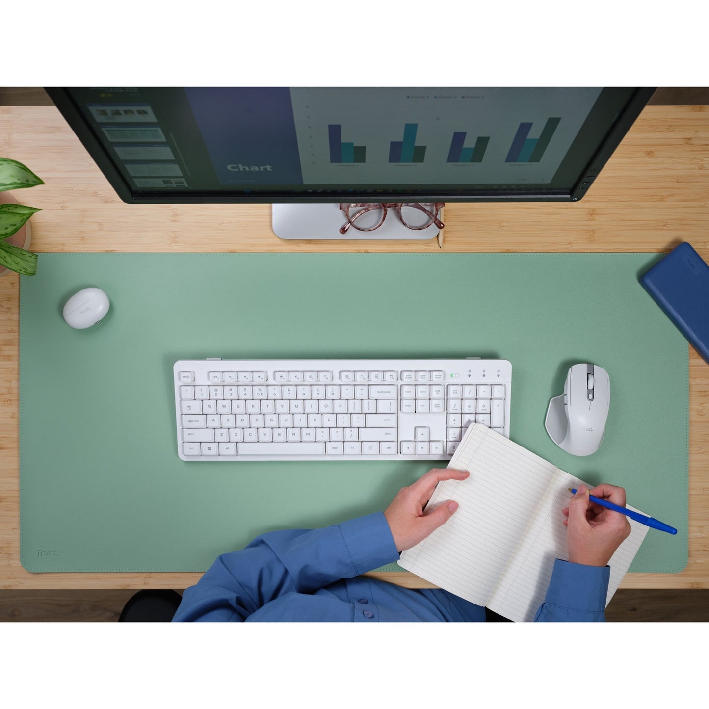 Benya XXL Desk Mat Green