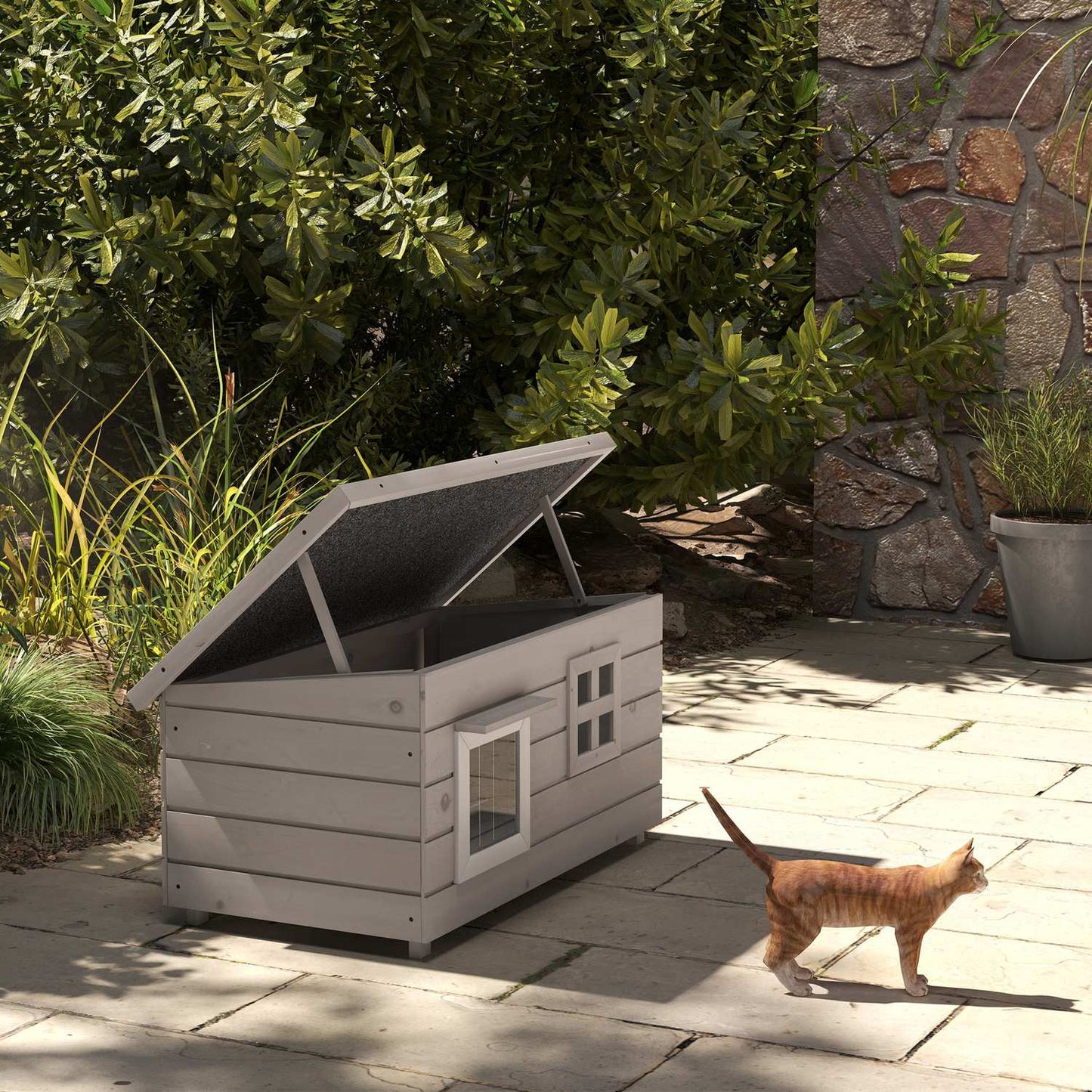 Outdoor winter-proof cat house - asphalt roof, spruce wood