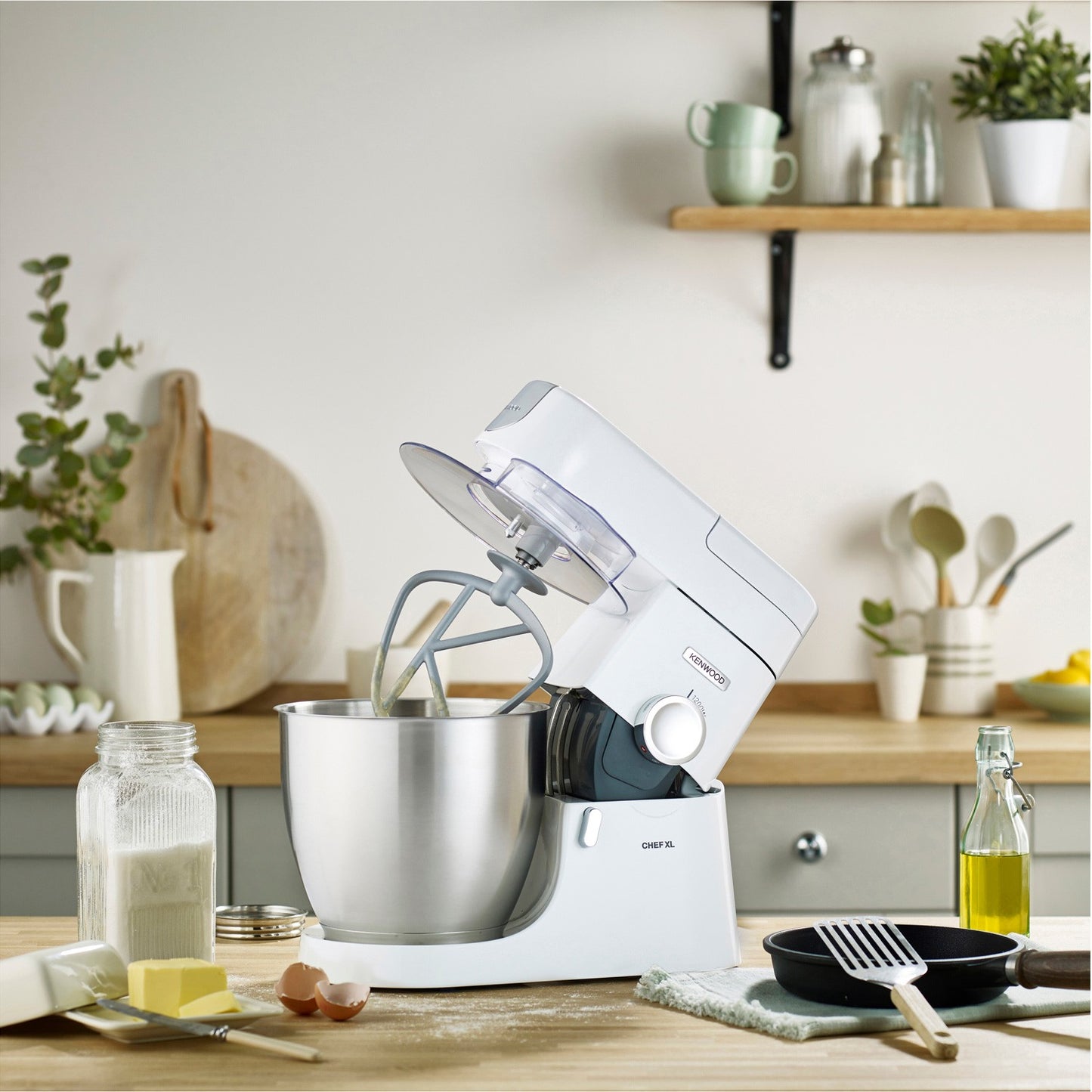 Chef XL Kitchen Machine with Blender, 1200W, 6.7L Bowl