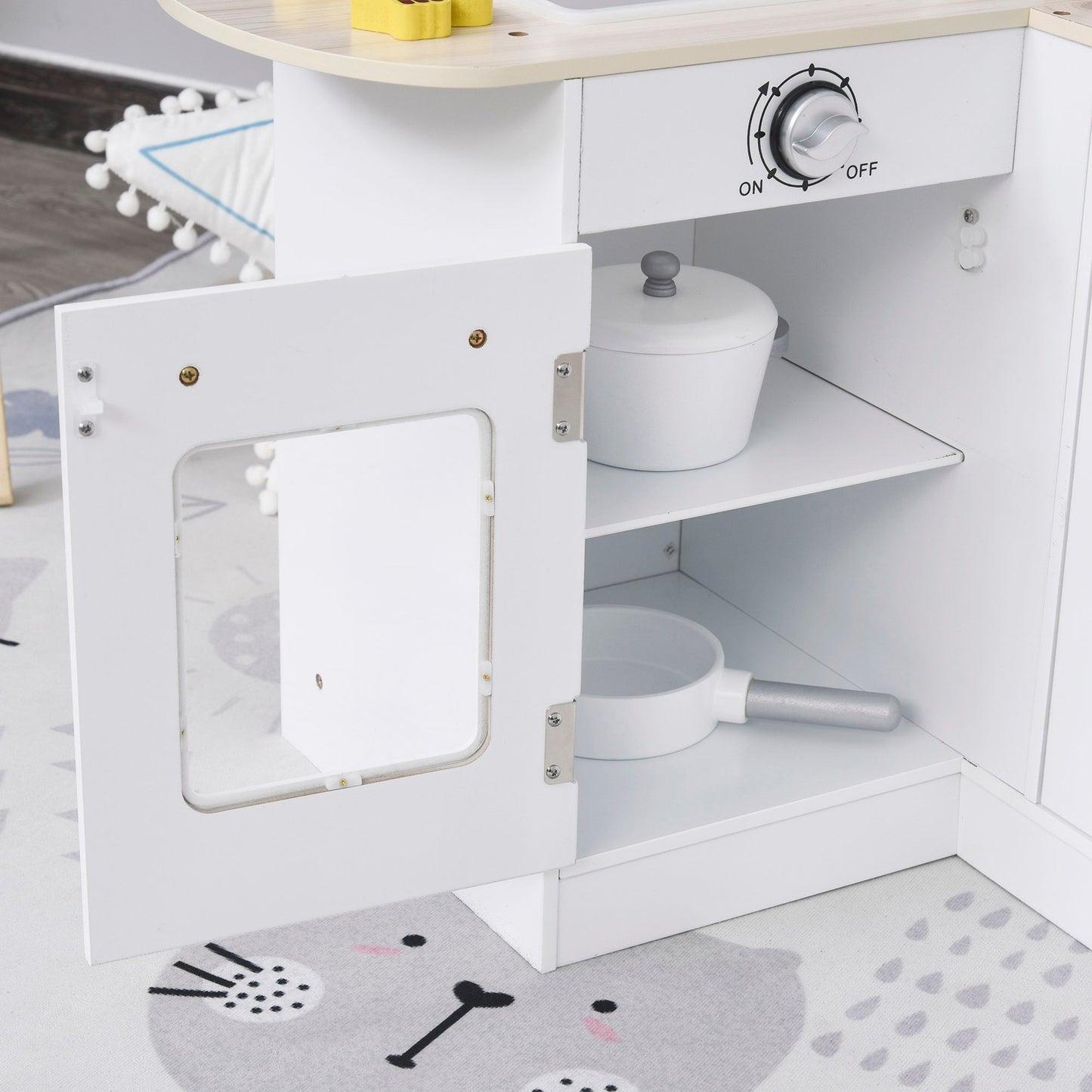 Children's kitchen playset with water dispenser and accessories