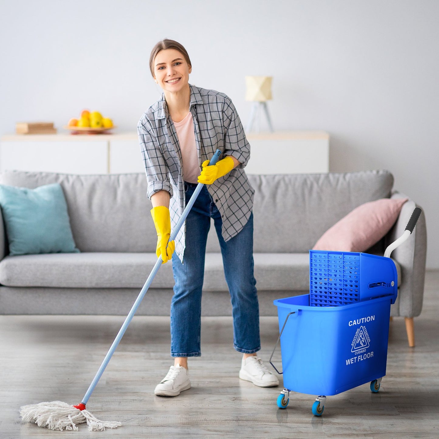Cleaning trolley 20L with spinner and water separator