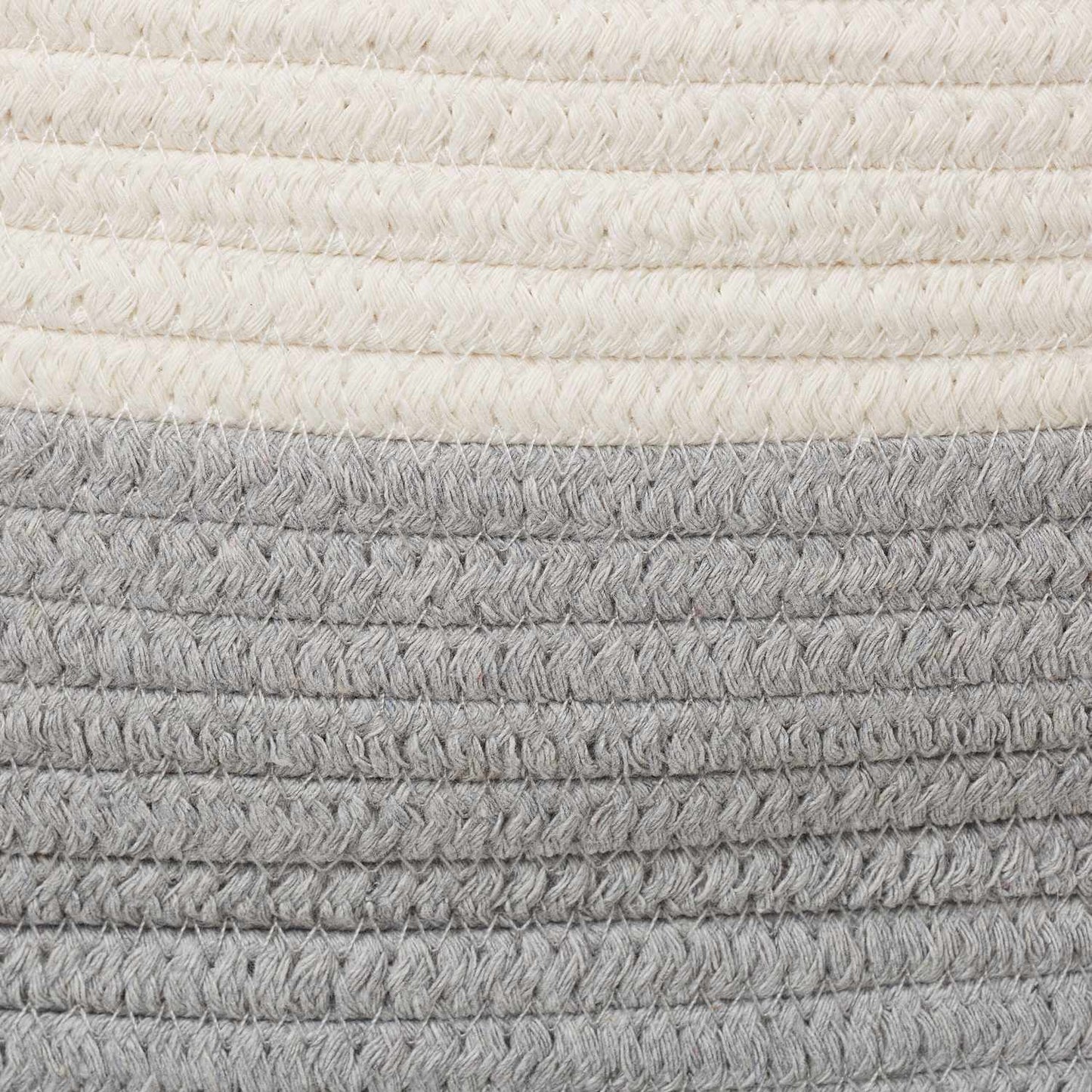 <p>Boho style cotton basket with handle offers both functionality and bohemian charm, perfect for organizing and decorating any room. Crafted from high-quality cotton, it's a durable, eco-friendly storage solution.</p>
<ul>
<li>Enhance your decor with a