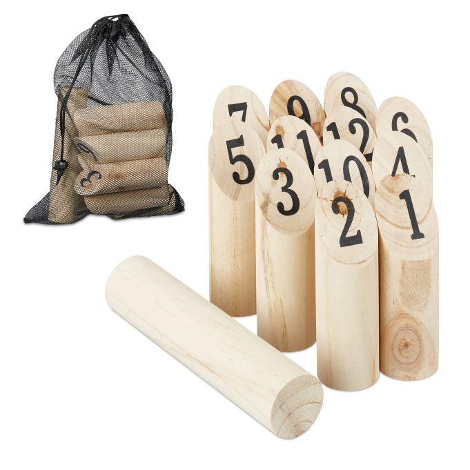Cube game with bag