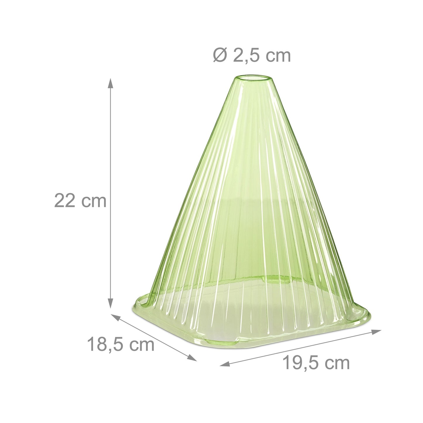<p>Plant protection grow cups shield your plants from frost and pests, ensuring a healthier start to the season. These mini-greenhouses create a warmer microclimate, promoting faster growth and earlier harvests.</p>
<ul>
<li>Protects plants from frost, h