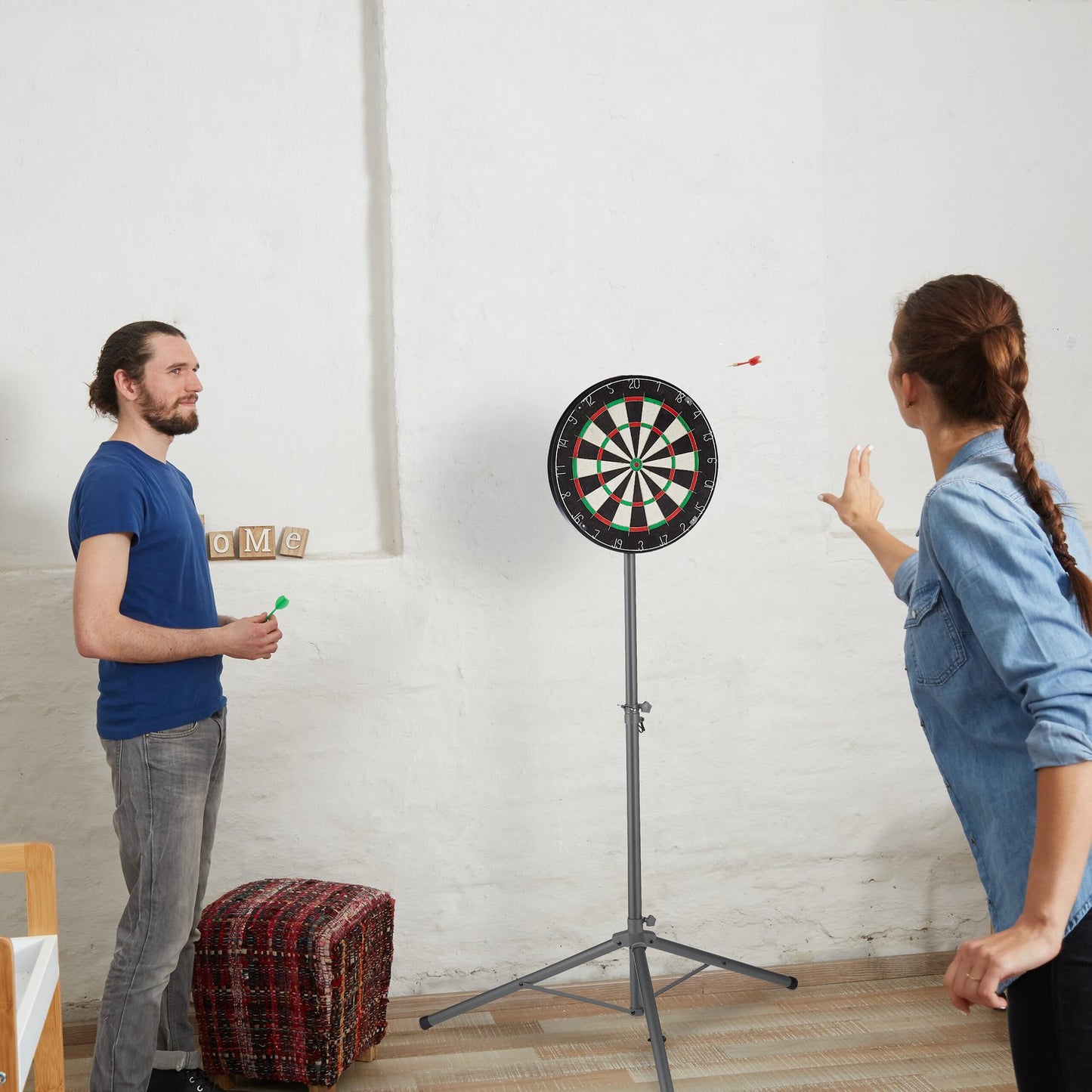 <p>Enhance your dart game with our versatile dartboard stand, perfect for both steel and electric dartboards. Enjoy the freedom of playing anywhere without wall mounting, thanks to its mobile design.</p>
<ul>
<li>Transport easily with a mobile, lightweig
