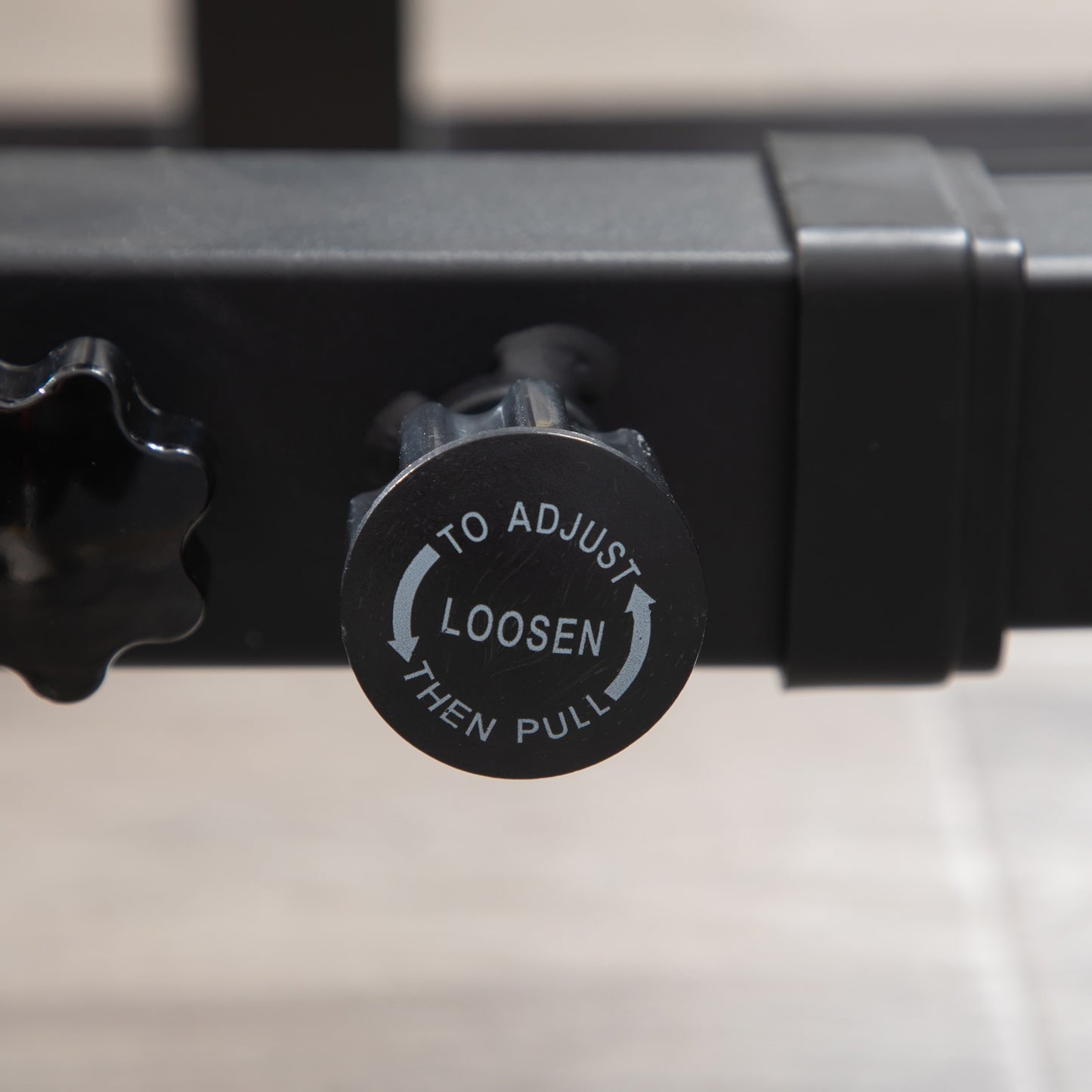 Adjustable dumbbell and barbell rack, steel, capacity 150 kg