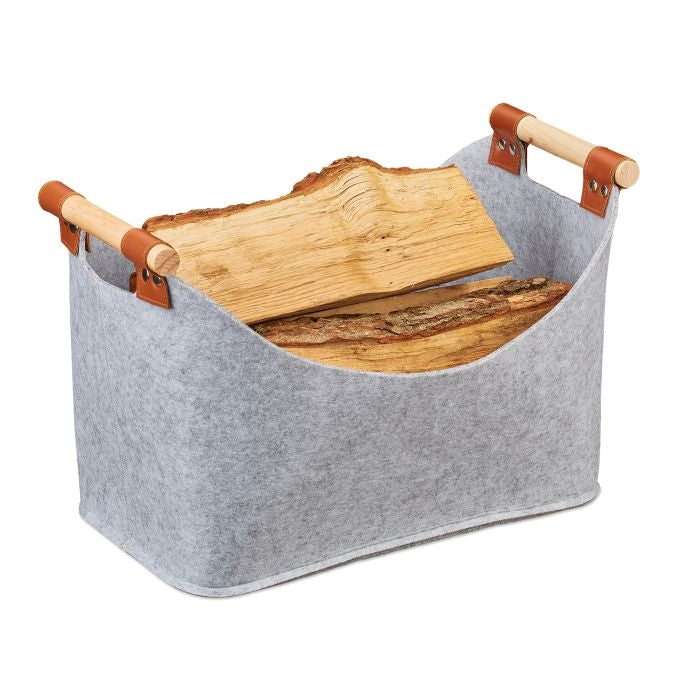 Felt bag with wooden handles