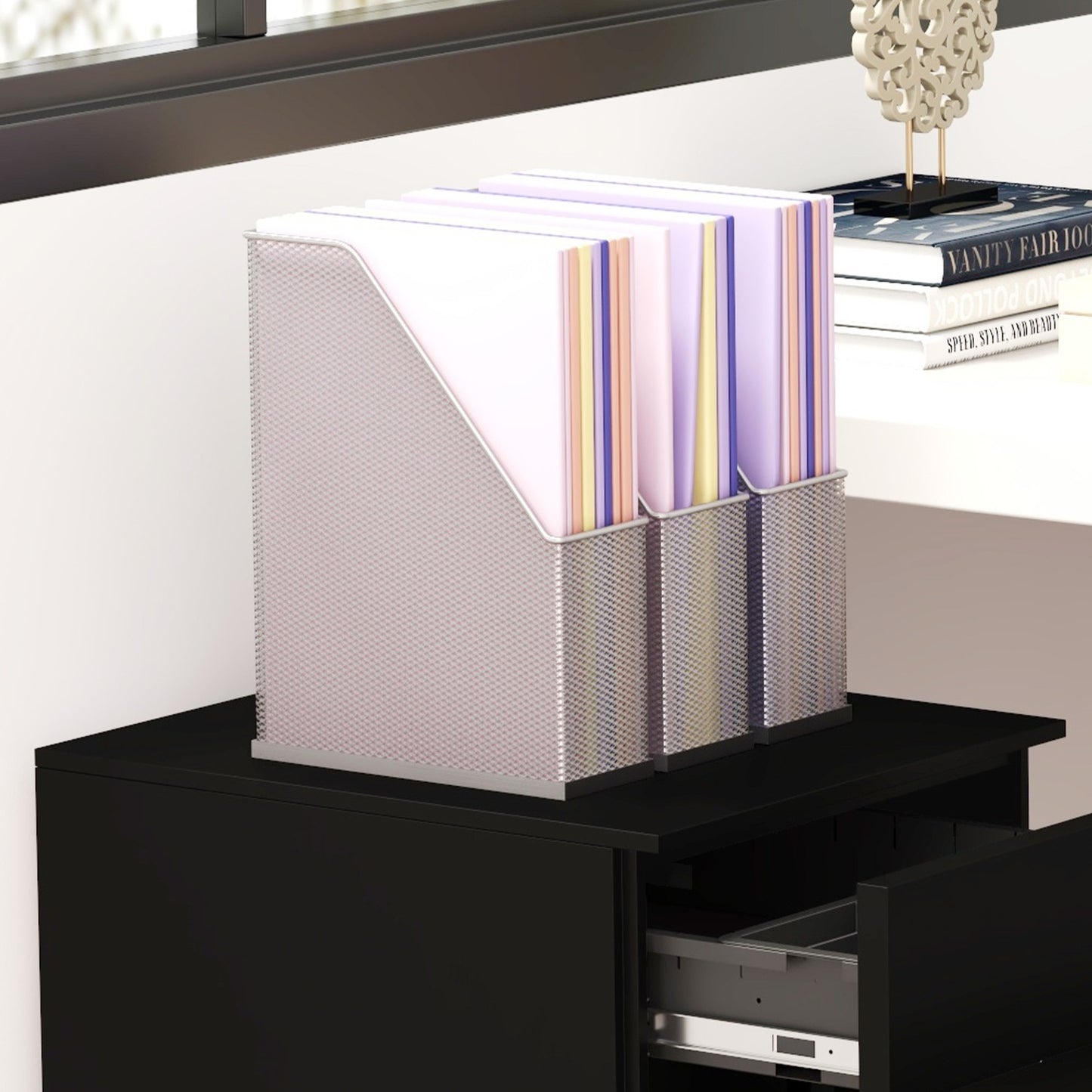Lockable filing cabinet in steel, black, rollable with brakes