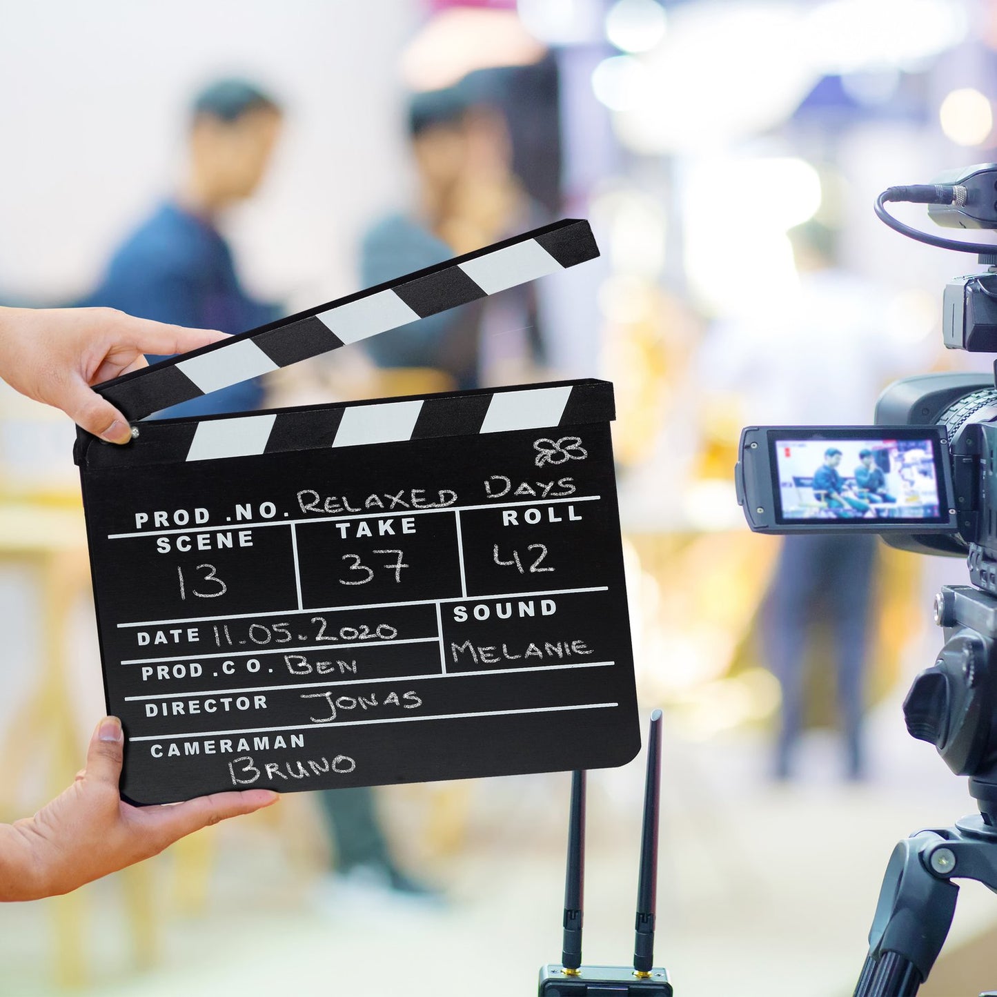 Film flap black