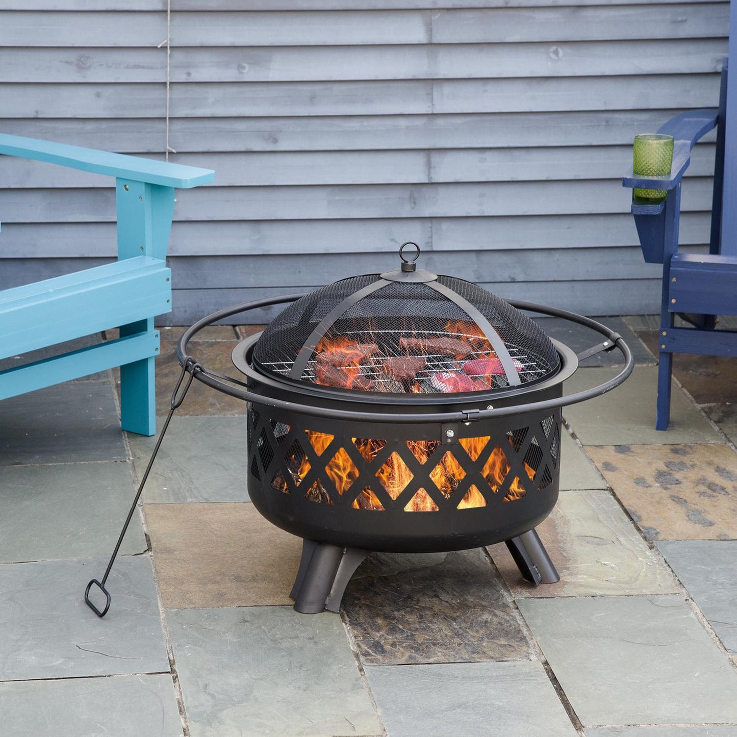 2-in-1 Fire Pit & Grill with spark guard Ø82 Cm