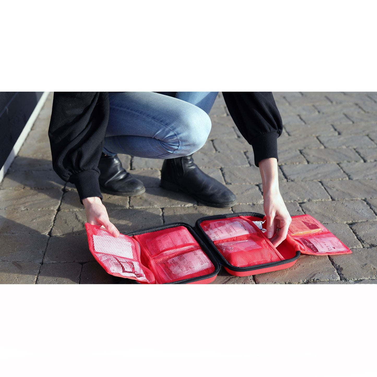 First Aid bag Large 64 parts Red