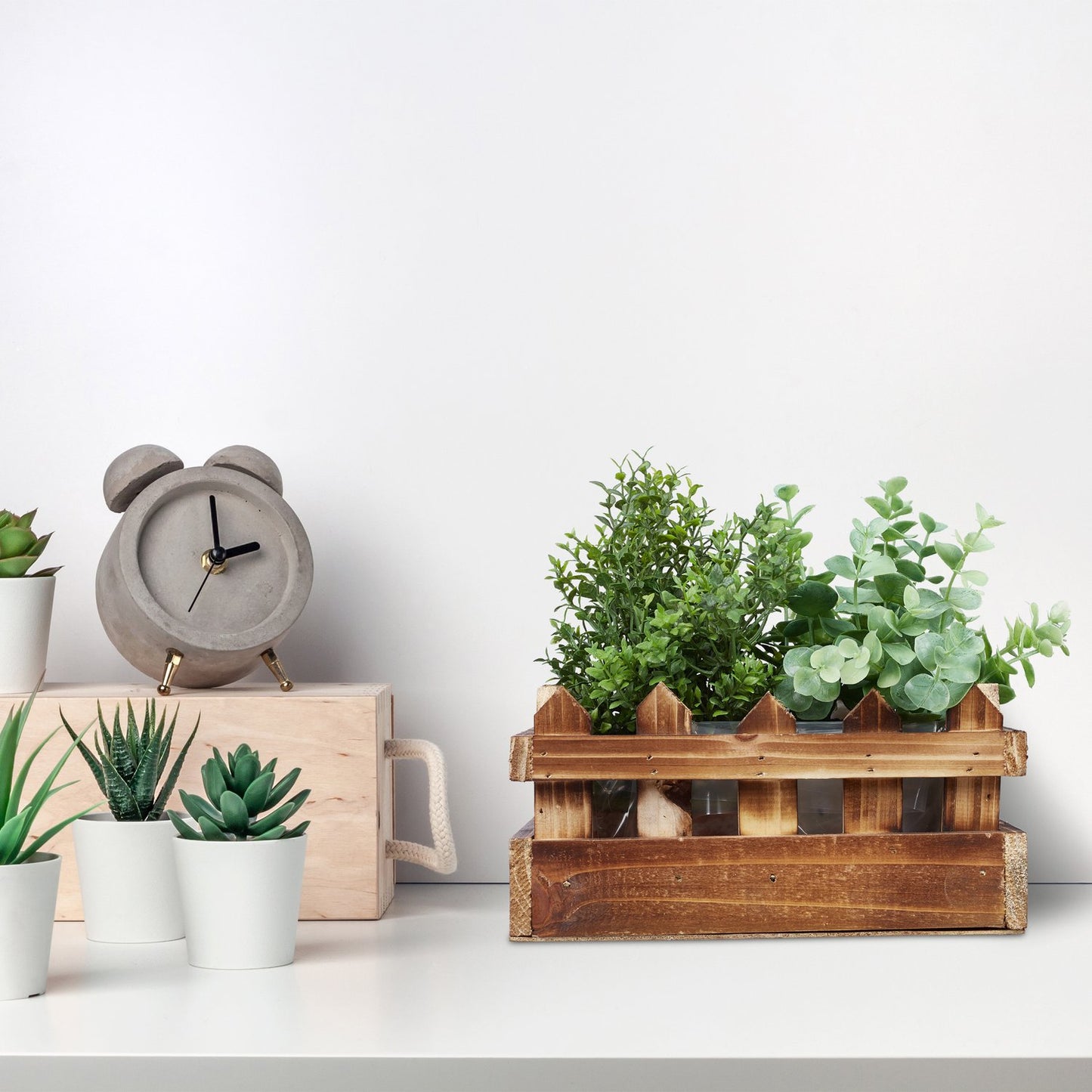 Flowerpots with Decorative Fence