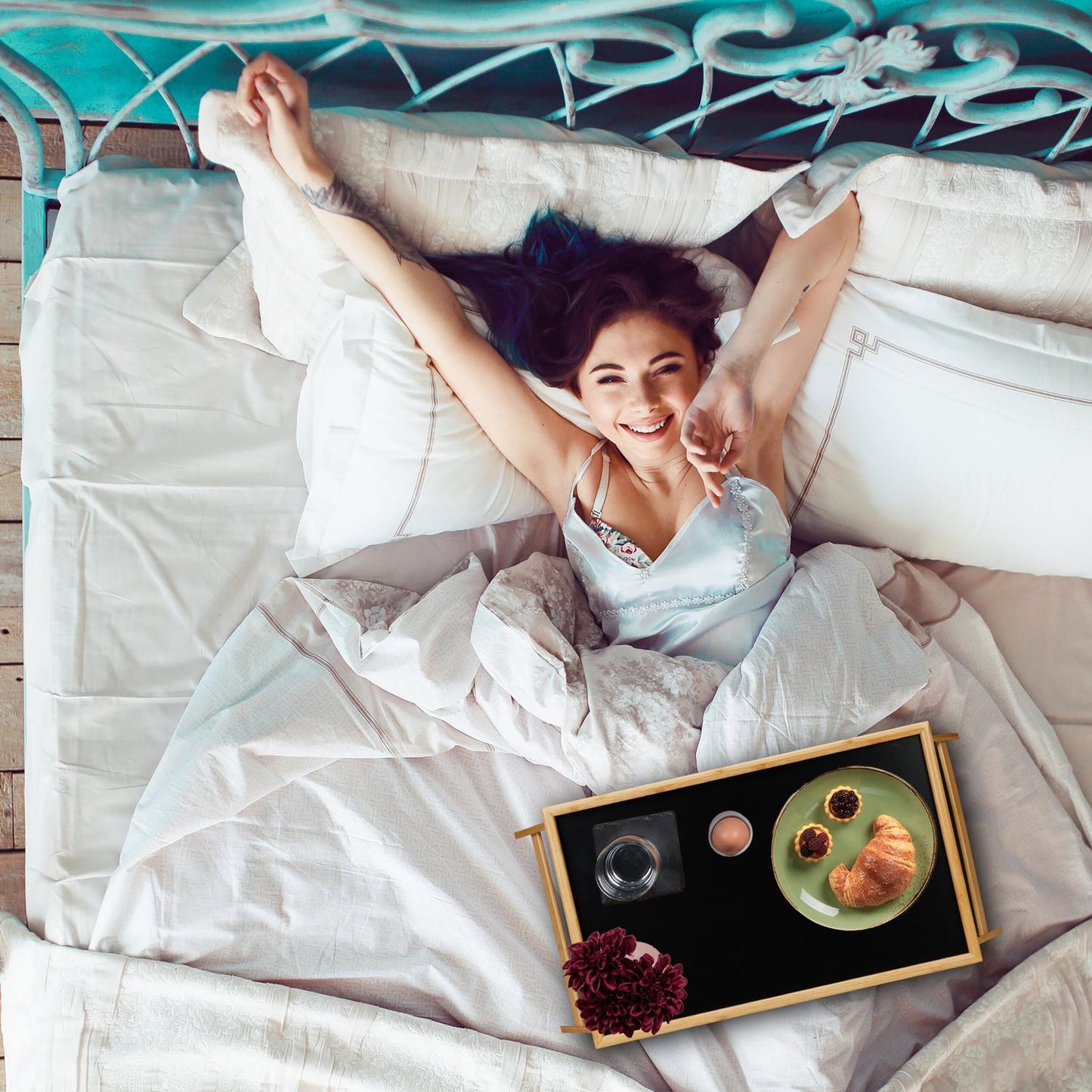 Foldable bamboo bed tray