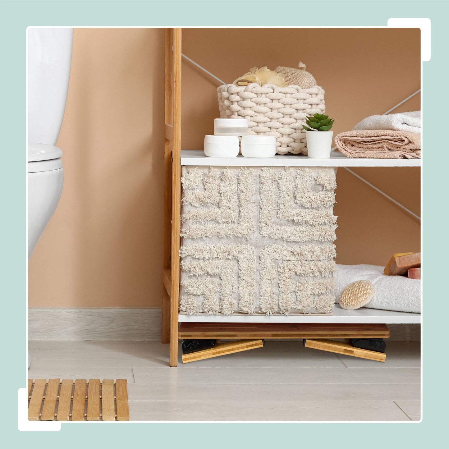 Foldable toilet stool made of bamboo