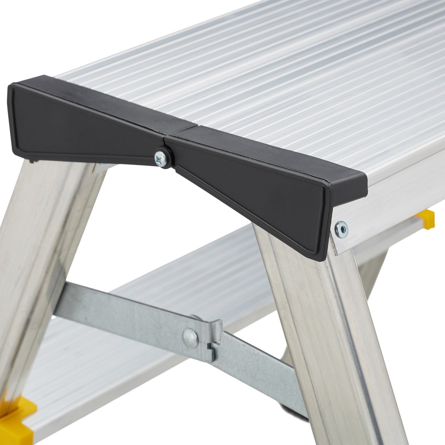 Folding stepladder in aluminium