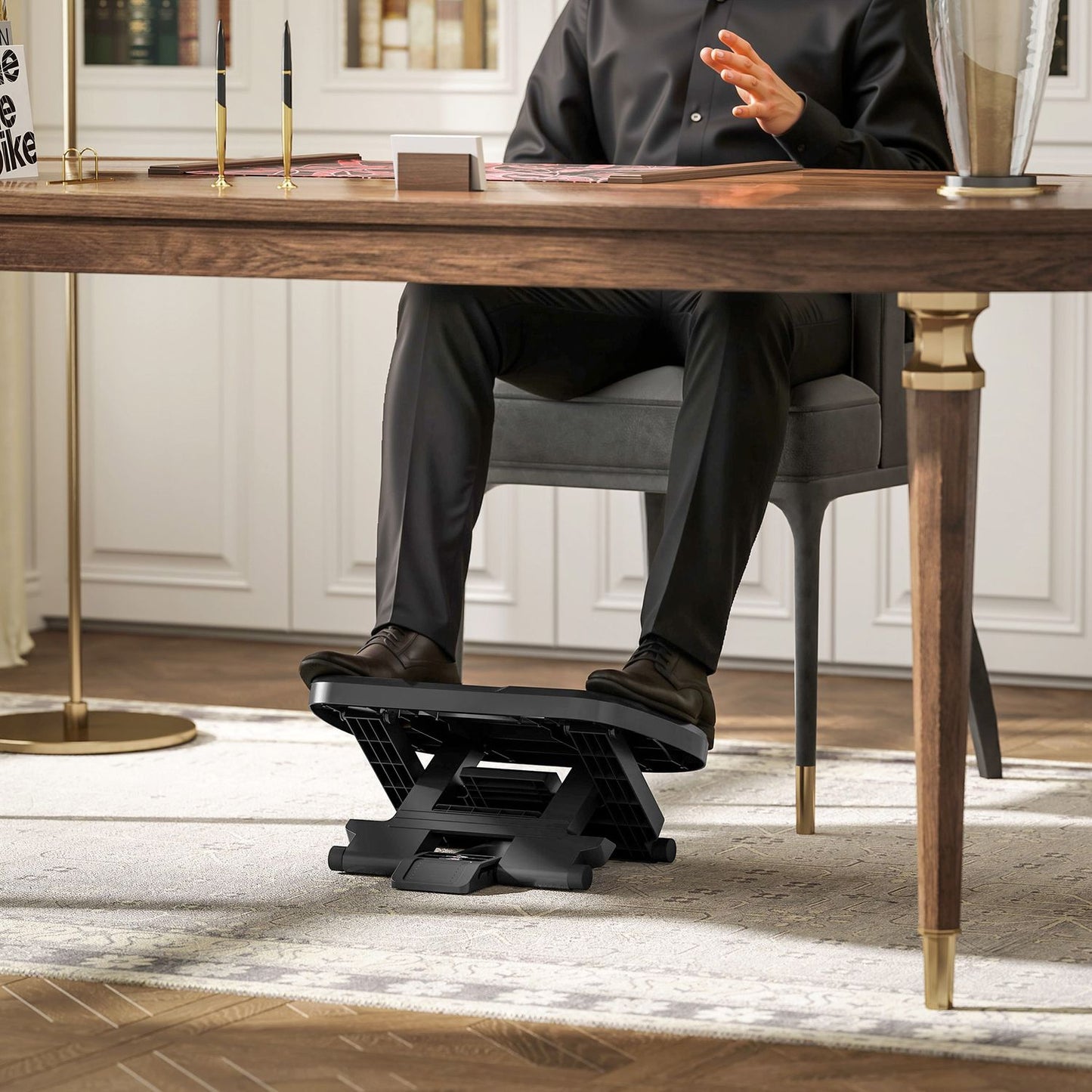 Adjustable ergonomic desk footrest - 3 levels, gray
