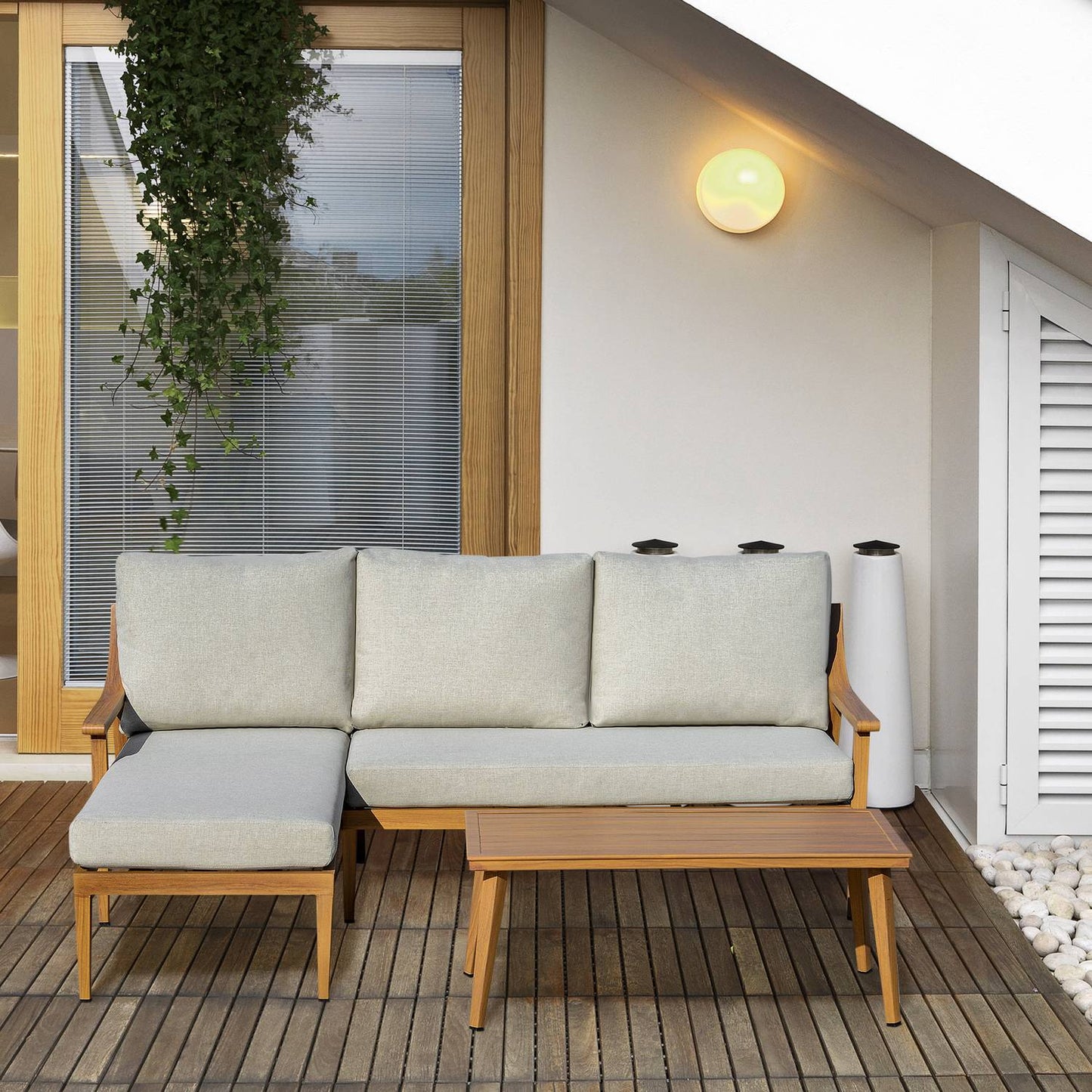 Garden furniture in 3 parts with chaise longue and table