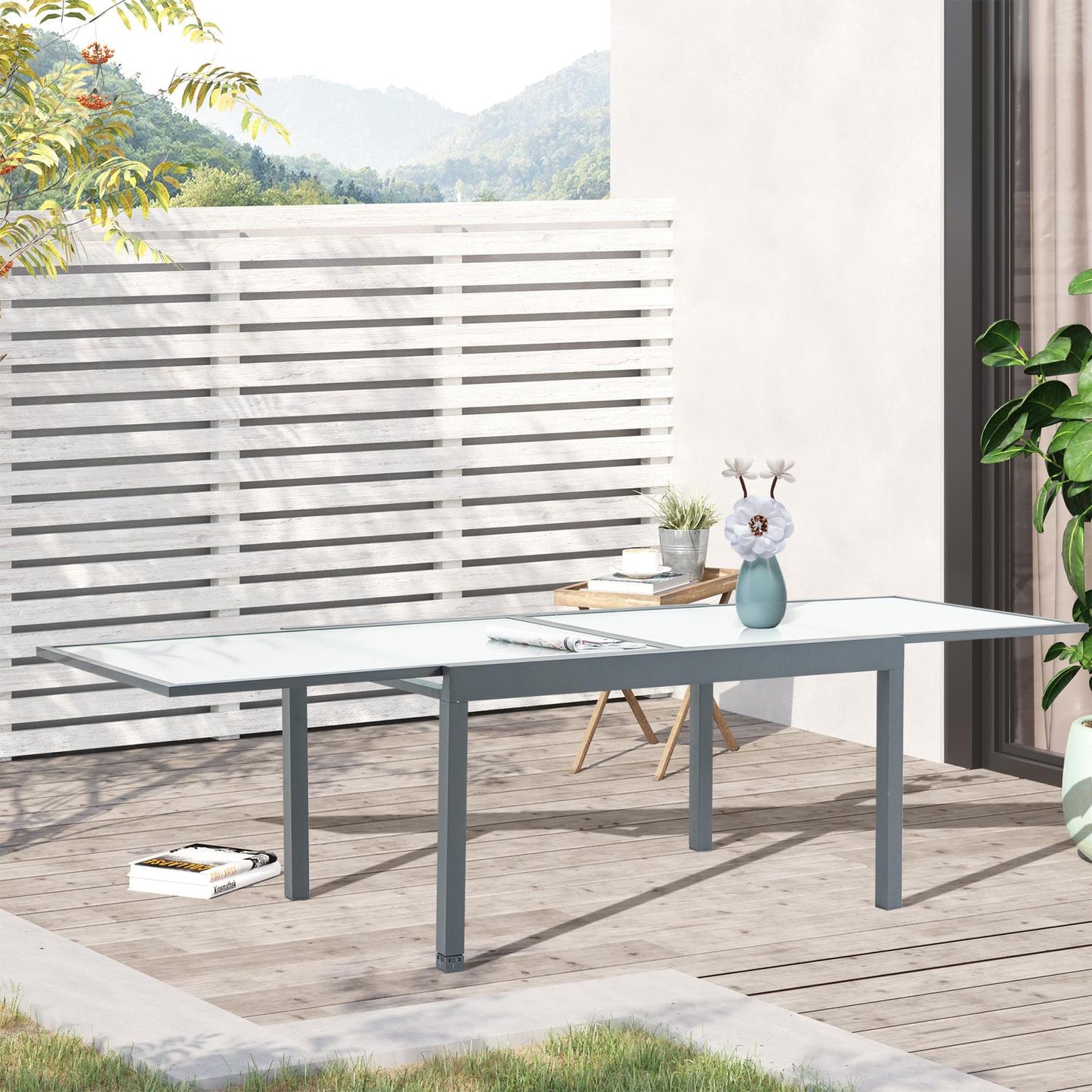 Extendable garden dining table, tempered glass, aluminium