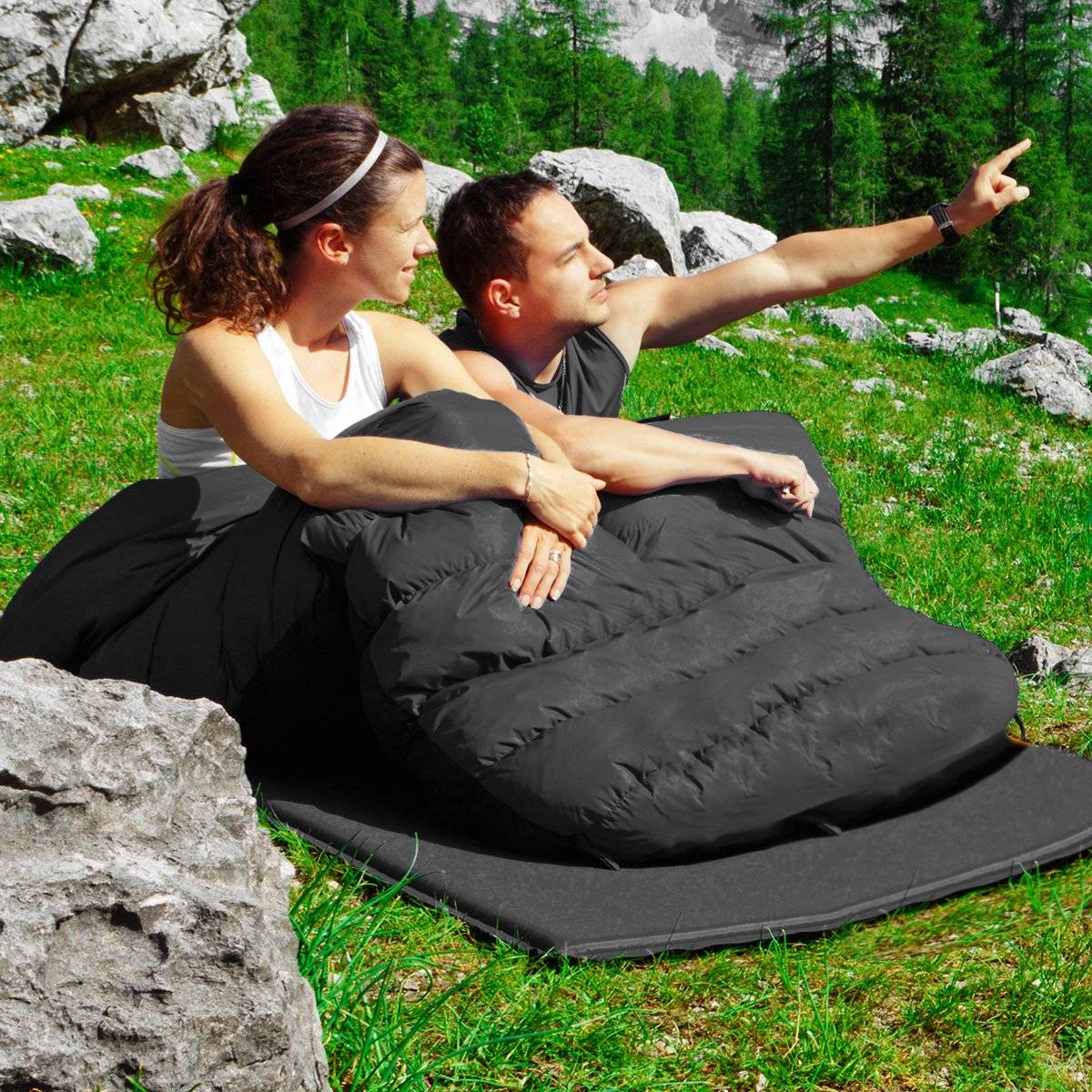 Goplus double sleeping bag for 2 people XL blanket sleeping bag with 2 pillows black 220 x 150 cm