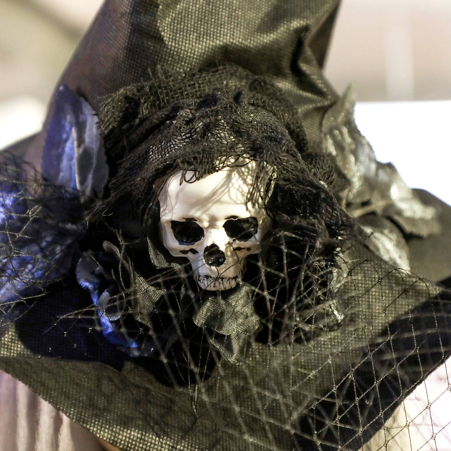 Halloween Witch Decoration, 170 cm, LED Lights, Sound