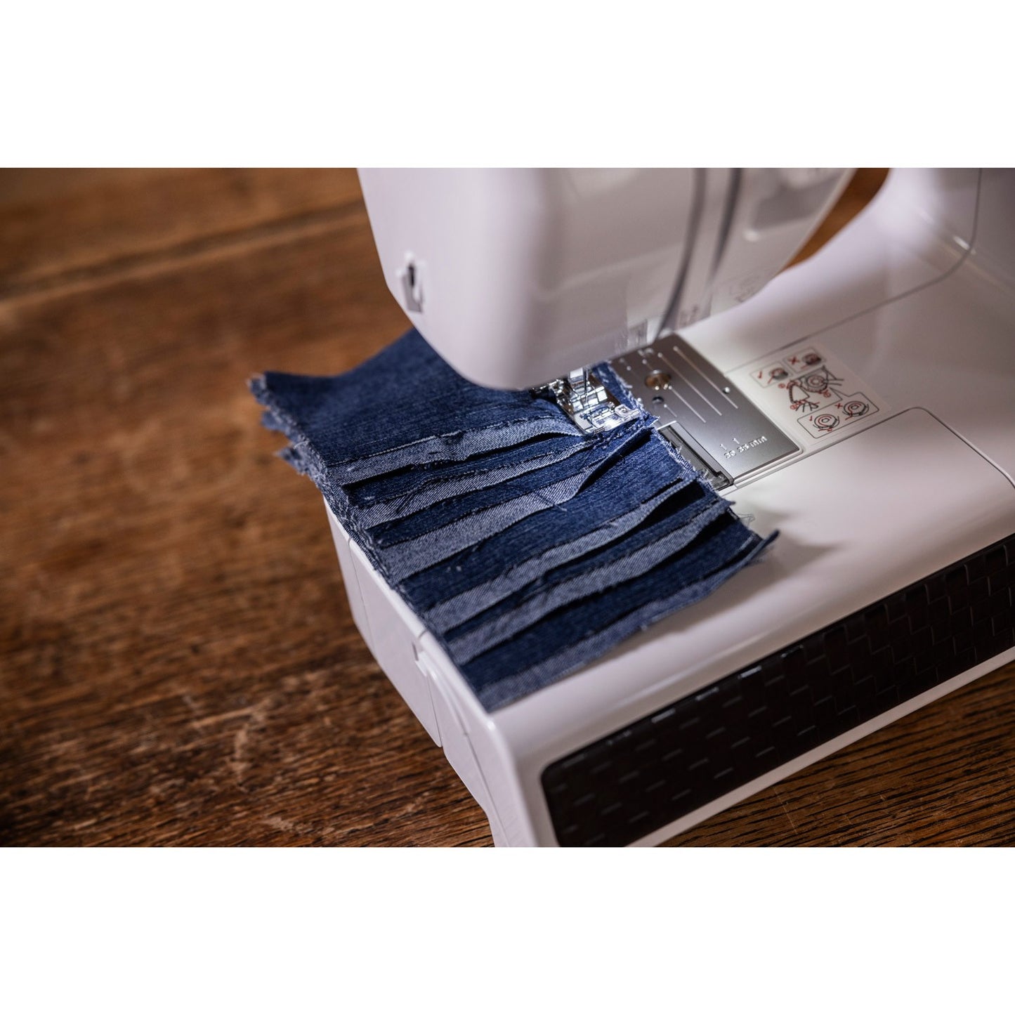 Heavy-Duty Sewing Machine, 27 Stitches, Twin Needle