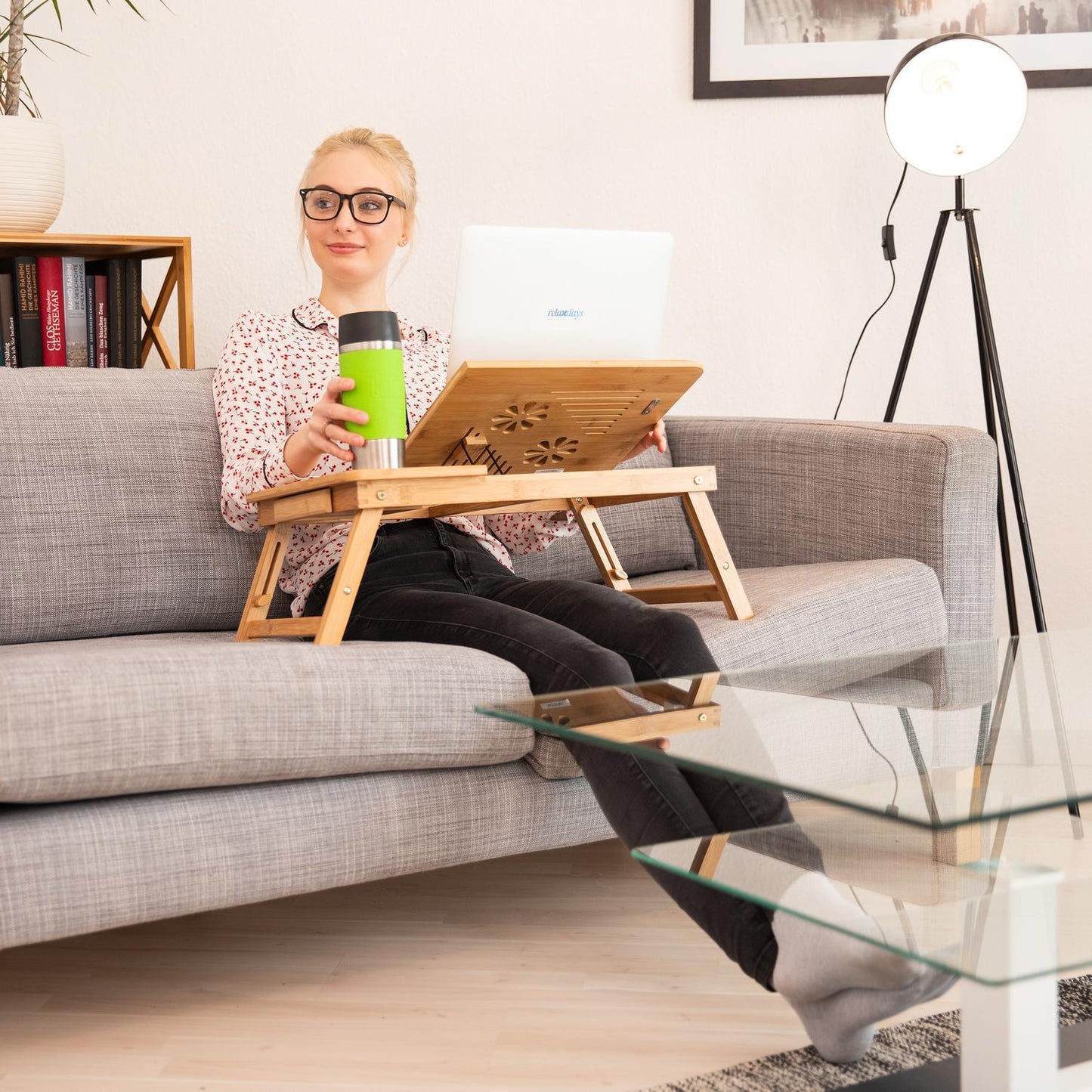 Height adjustable bamboo laptop stand