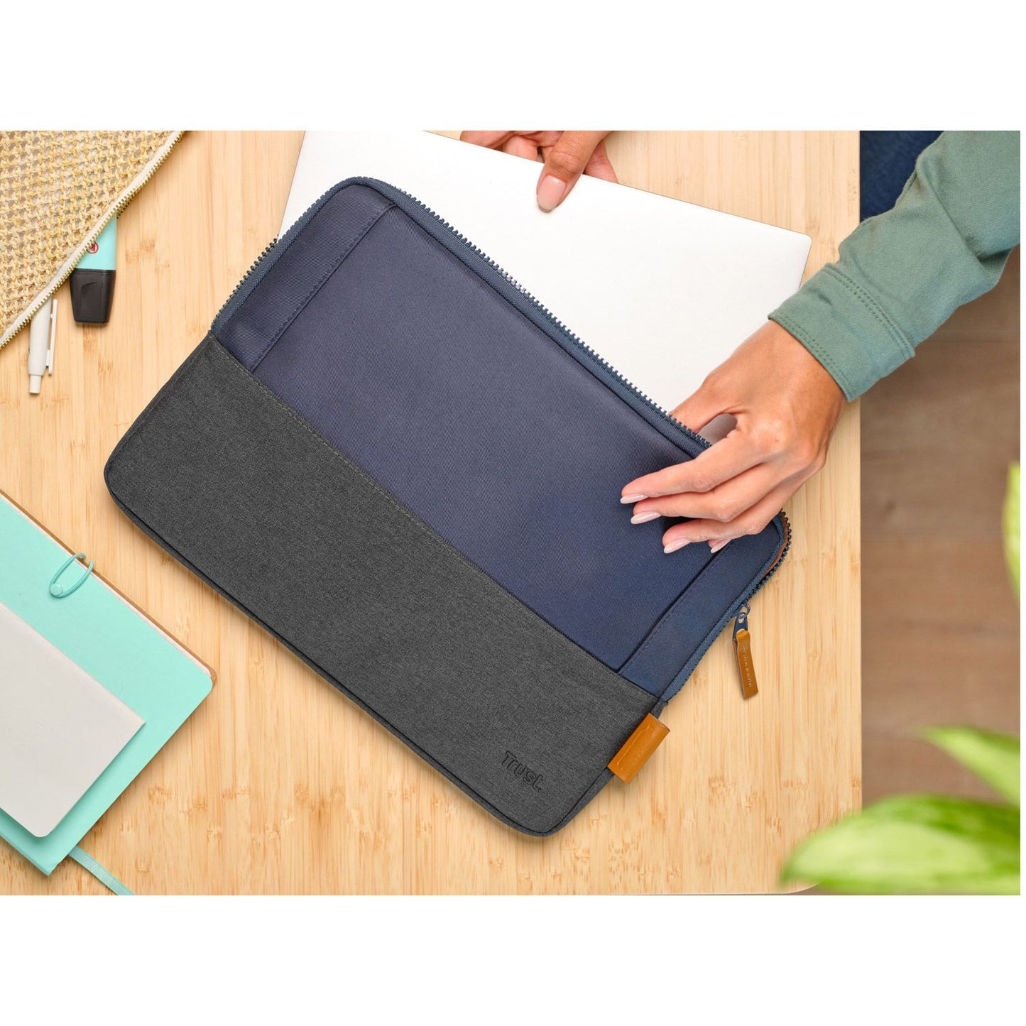 Lisboa Sleeve for laptop 13.3" Blue