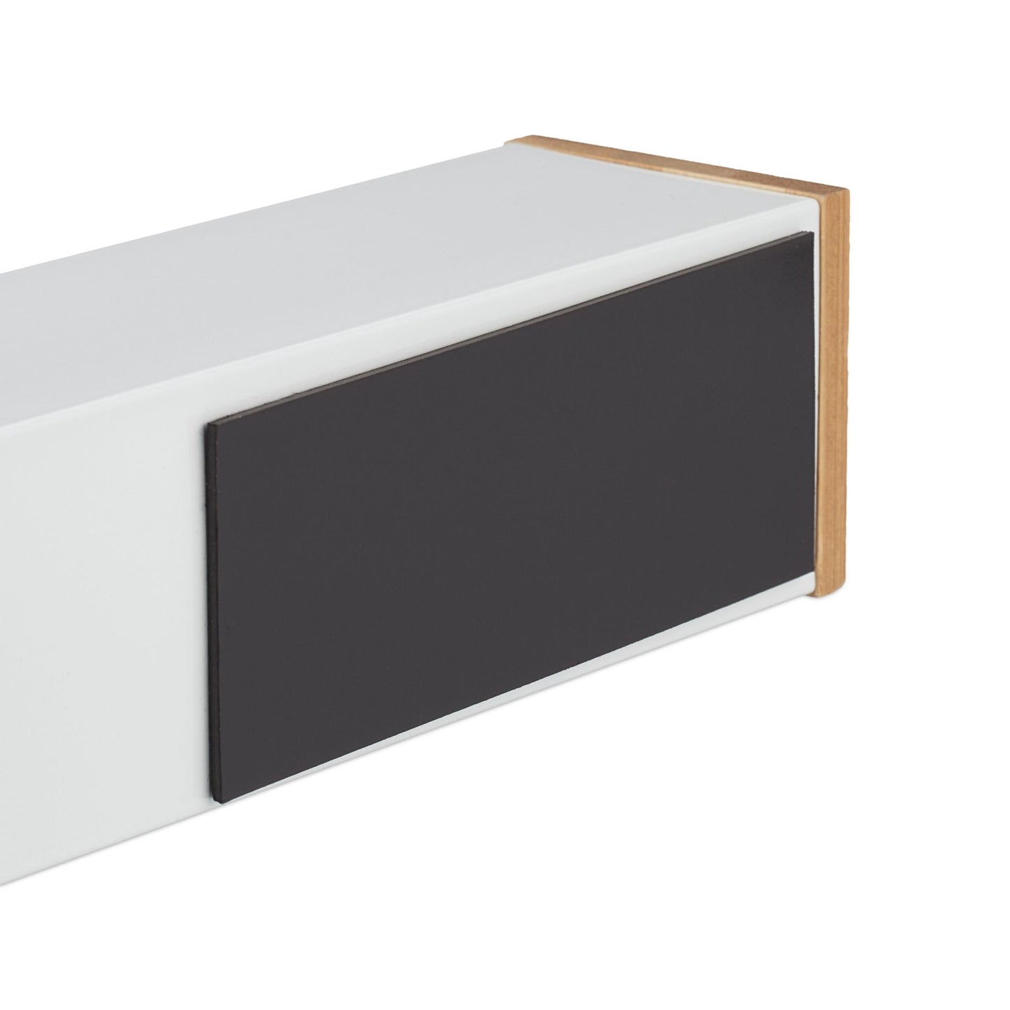 Magnetic foil cutter