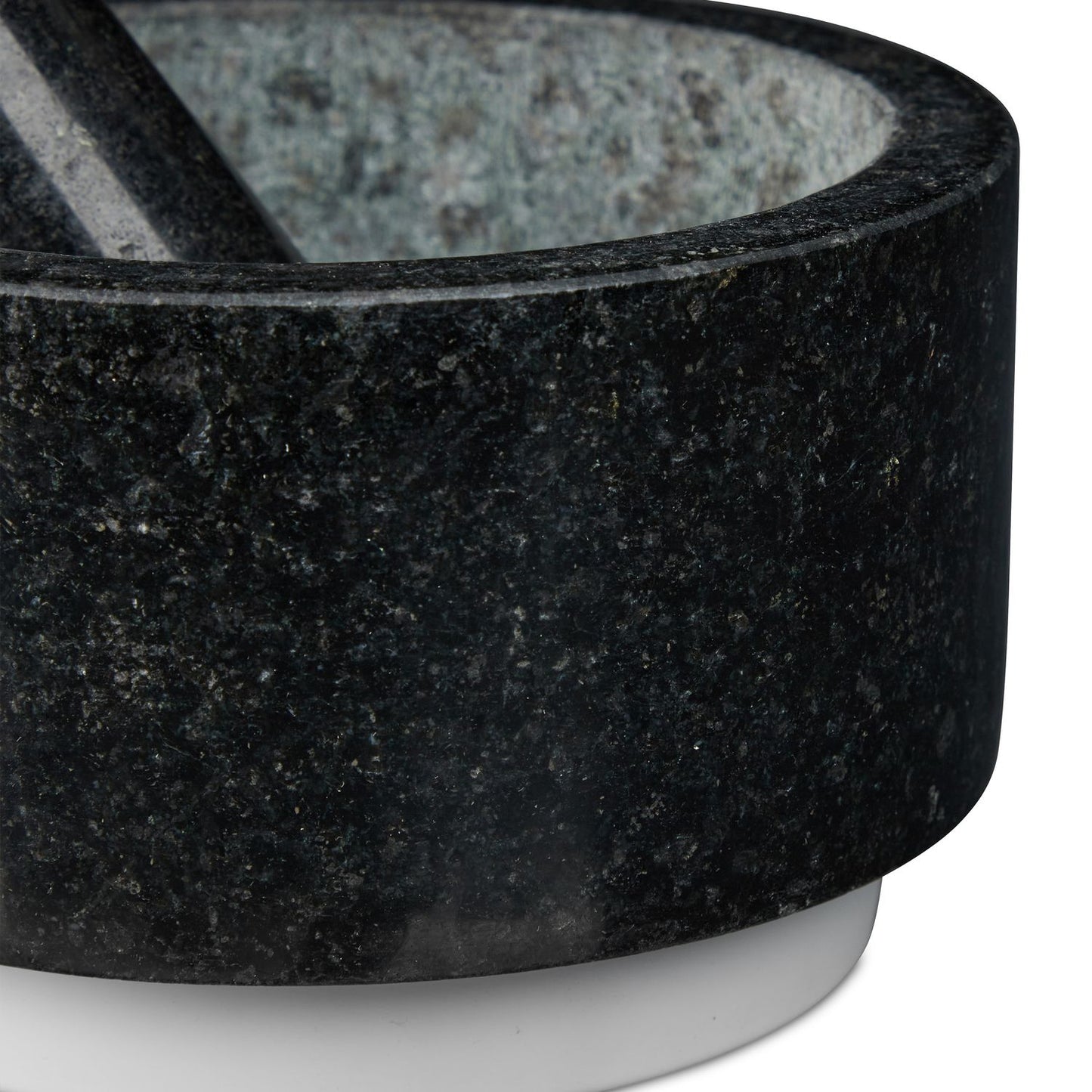 Mortar granite with impact