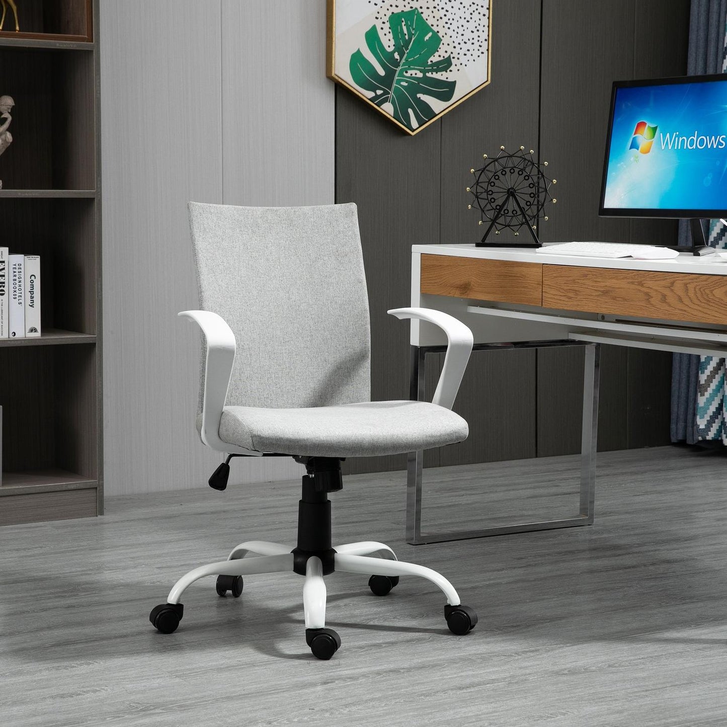 Ergonomic office chair with headrest, mesh back and swivel wheels