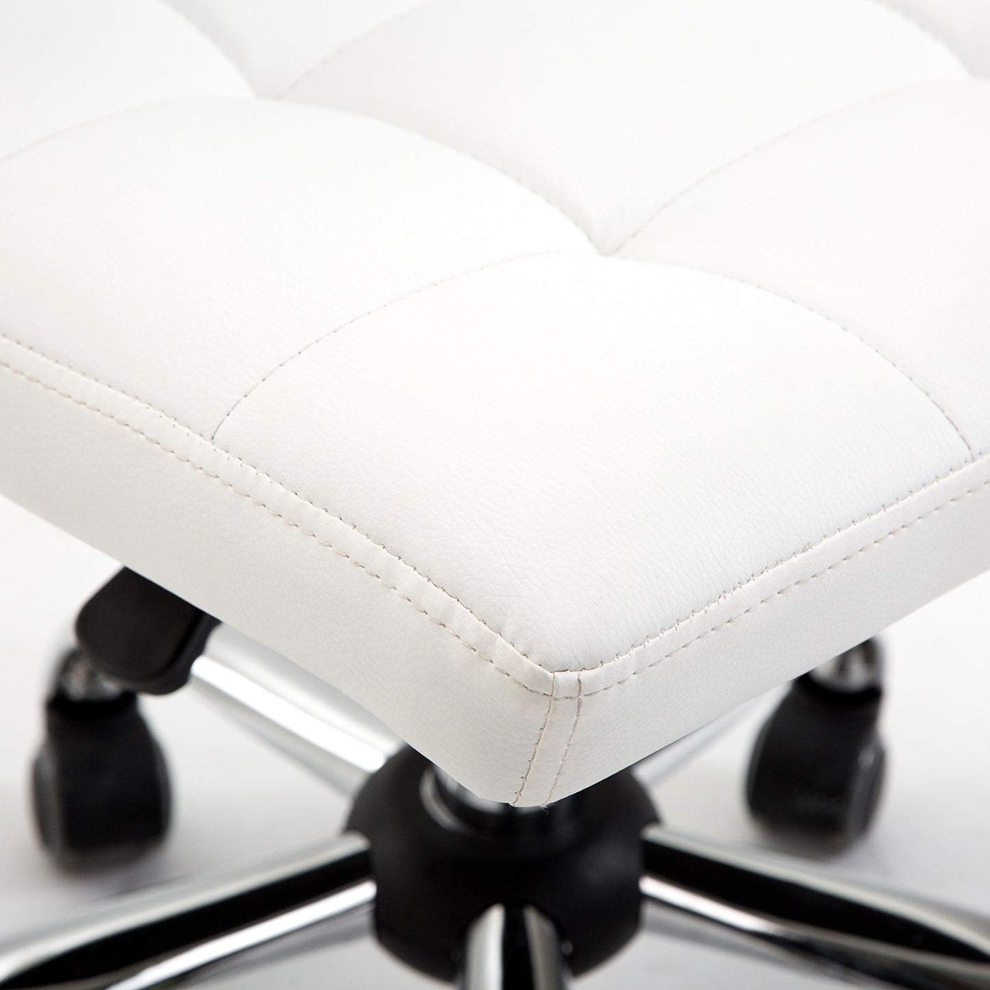 Office chair, swivel chair, imitation leather, steel frame, 5 wheels, upholstered, white