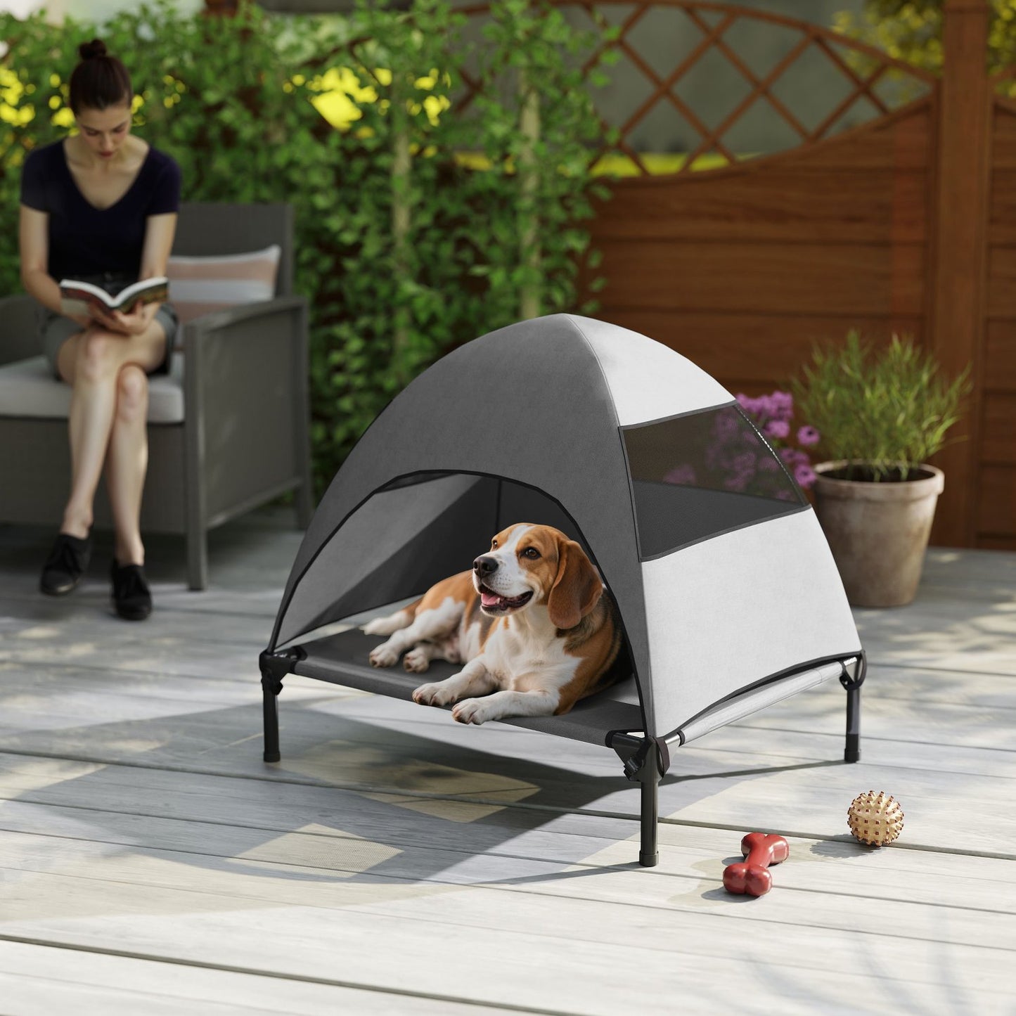 Outdoor dog seat with roof, washable net and cooling design