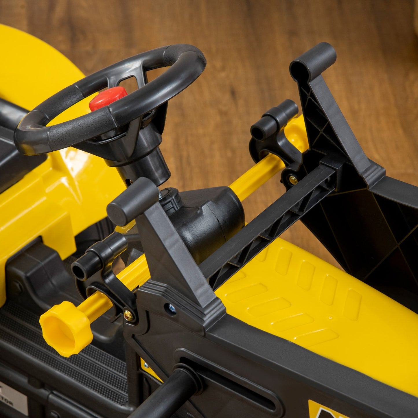Yellow pedal tractor and trailer for children 3+ with shovel