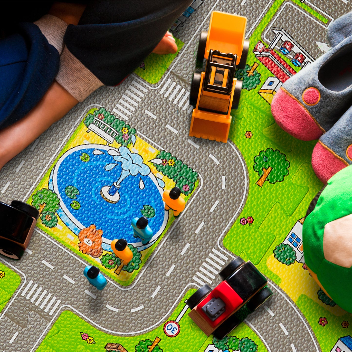 Puzzle Mat Road with Animals