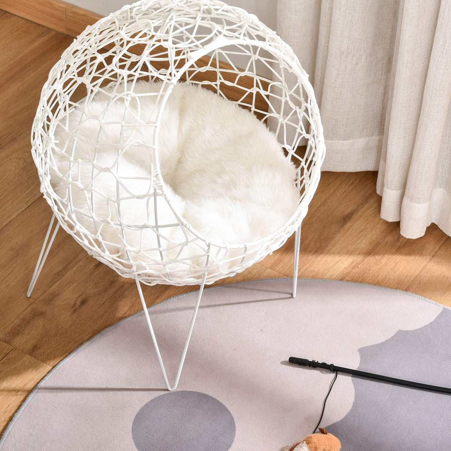 Root size cave with cushion, raised design, cream colored Ø45x57 Cm