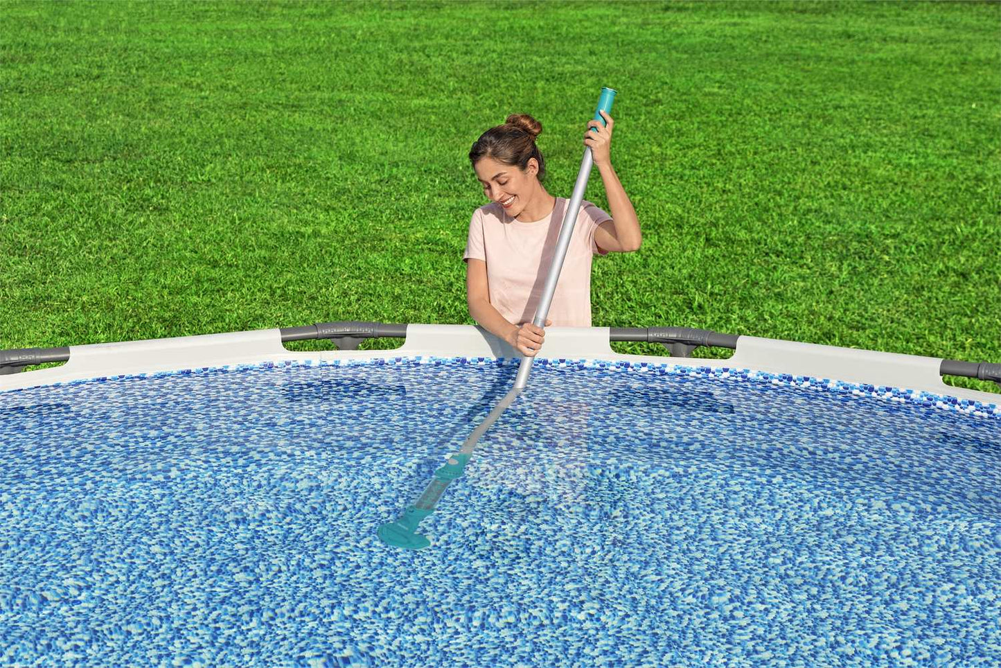 Rechargeable Cordless Pool Vacuum, 50-Minute Runtime