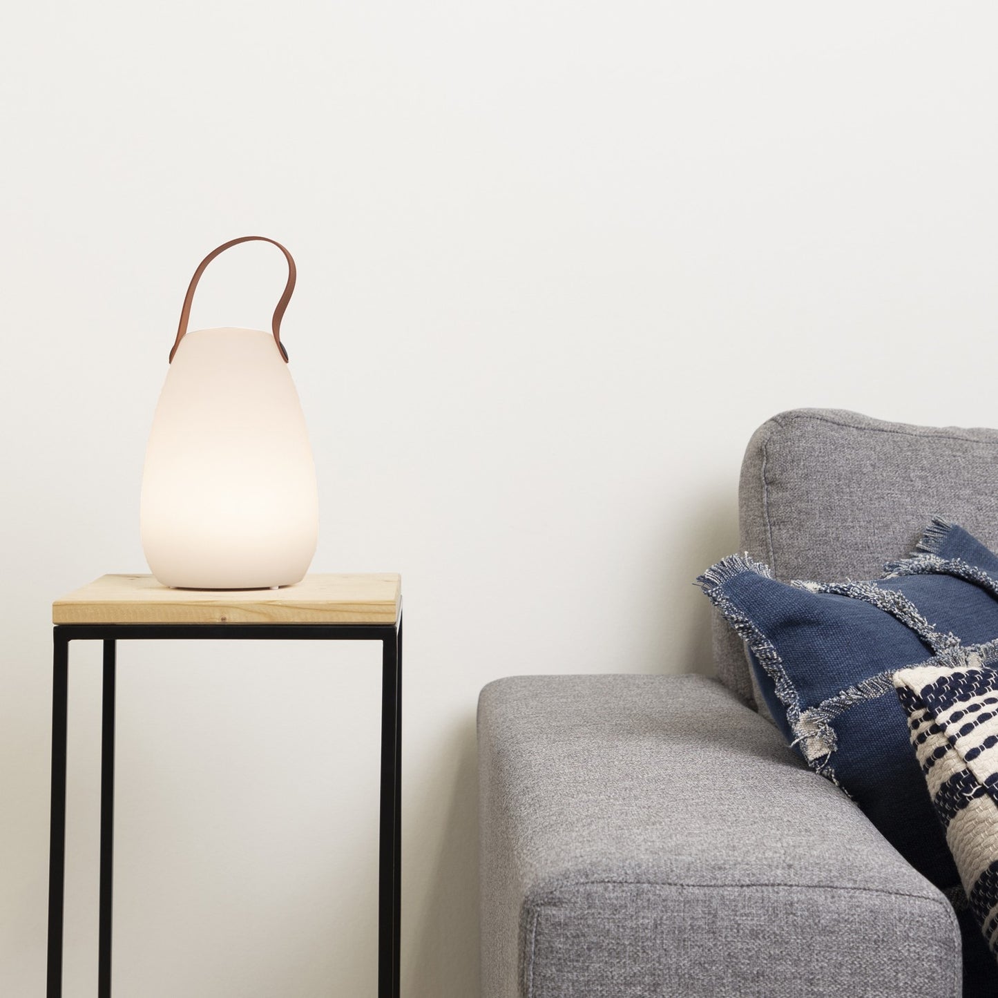 Rechargeable outdoor lantern