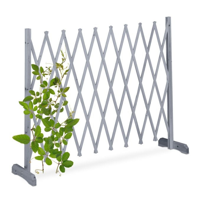Retractable wooden trellis