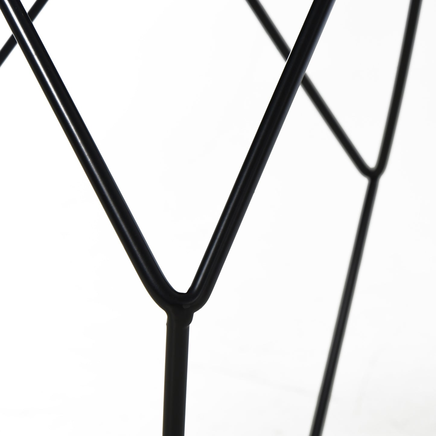Round coffee table with storage - Metal basket design