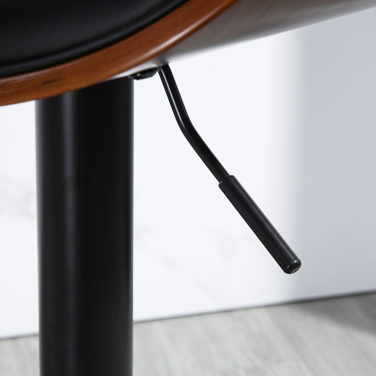Set of 2 height-adjustable barstools in artificial leather