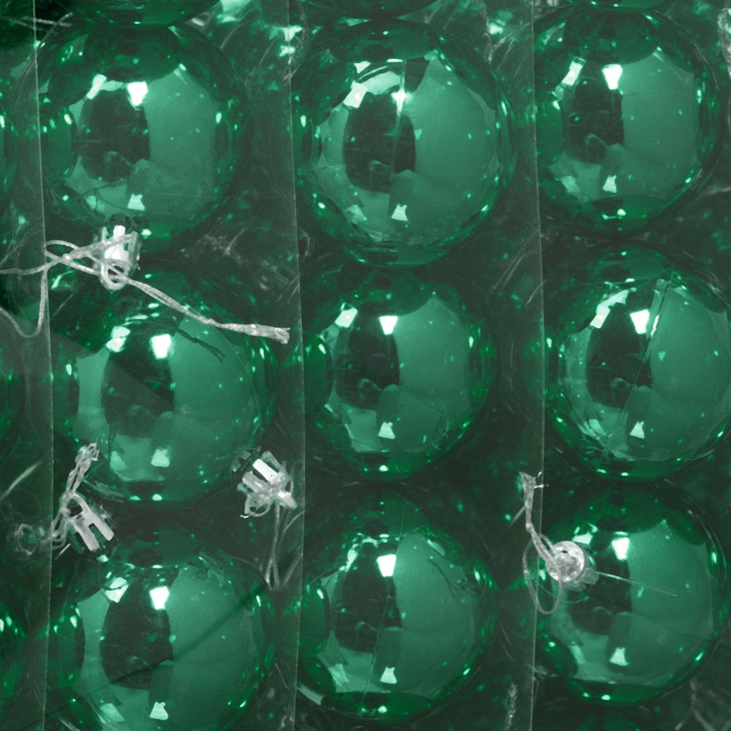 Set of 100 Glossy Christmas Tree Baubles