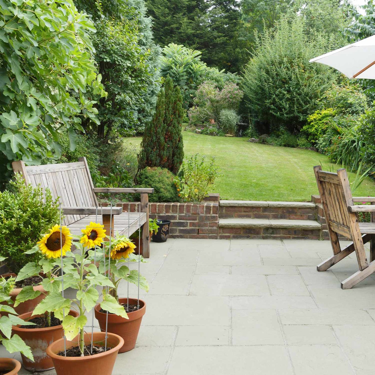 Set of 2 Round Grey Trellises, 76 cm