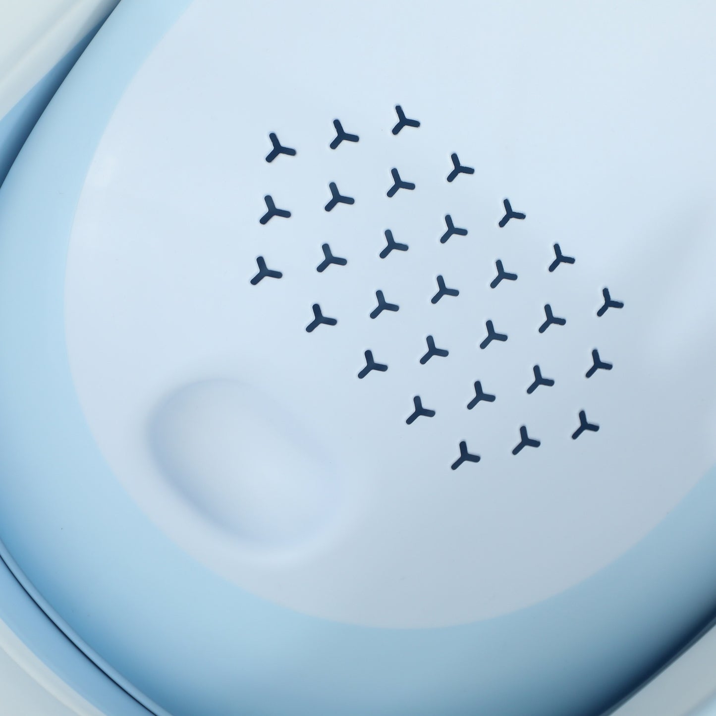 Foldable non-slip baby bathtub set, light blue, for toddlers