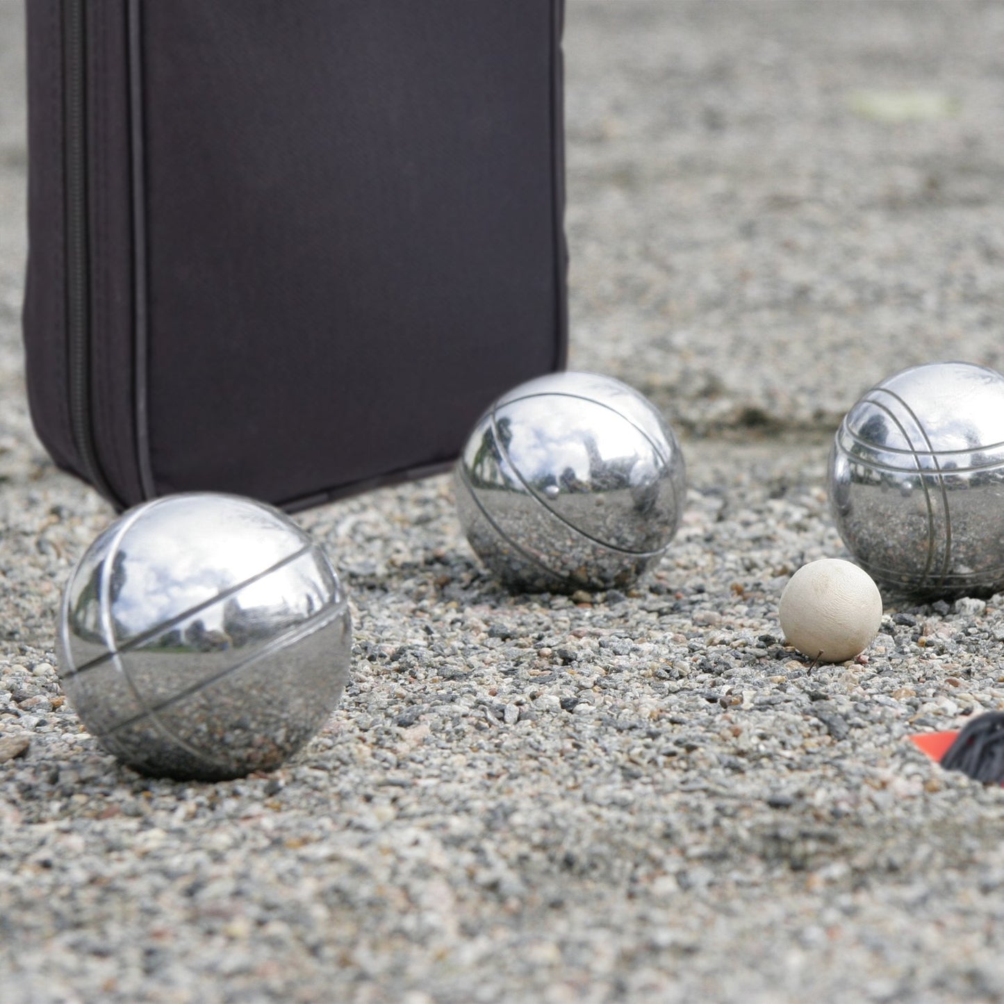 Set of 8 Boule Balls