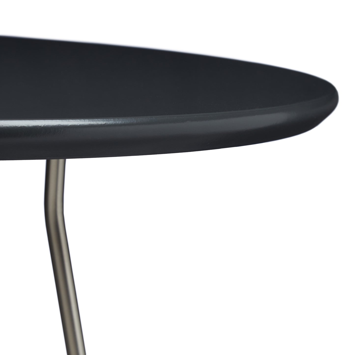 Set table with 3 metal legs