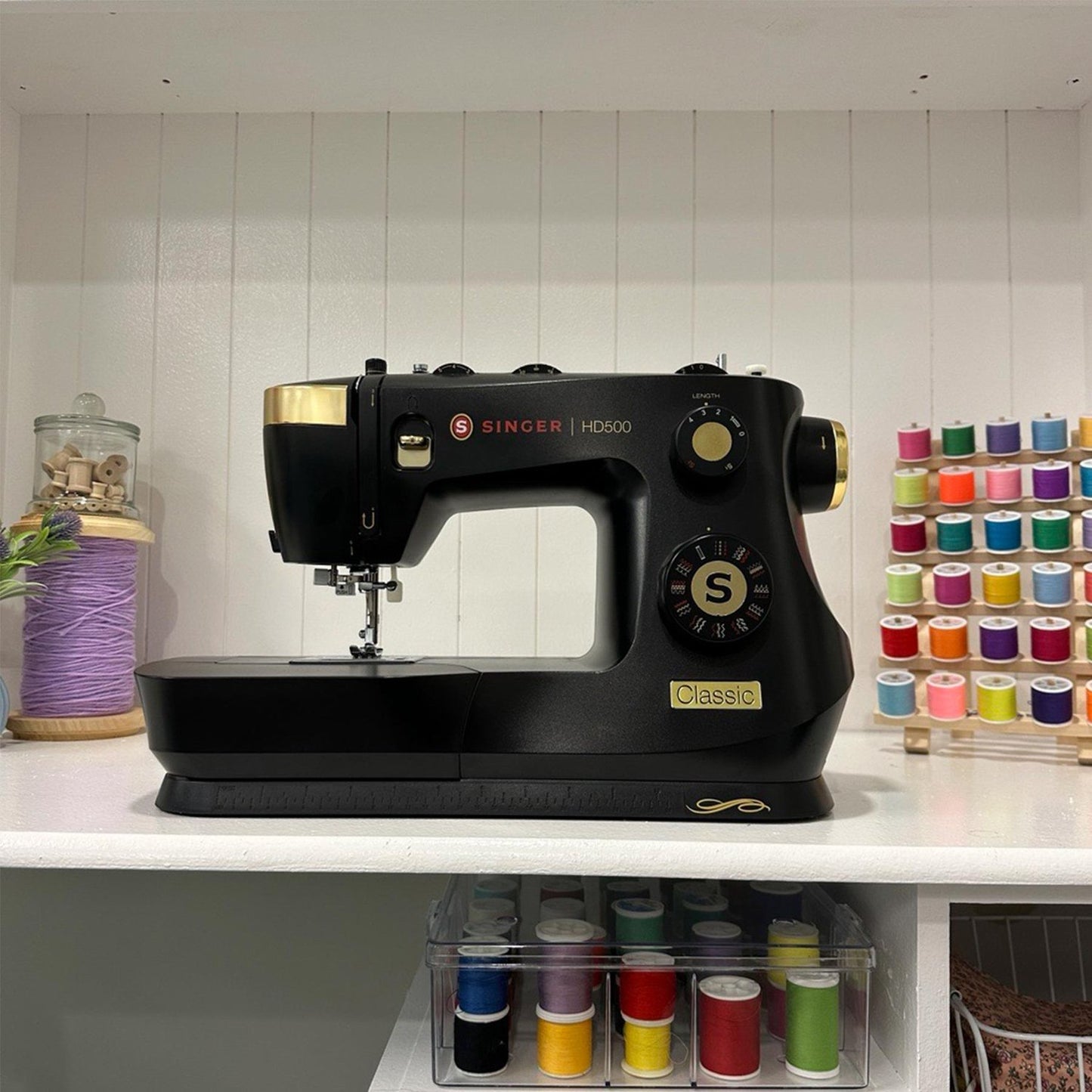 Sewing Machine, Heavy-Duty, 32 Stitches, Black