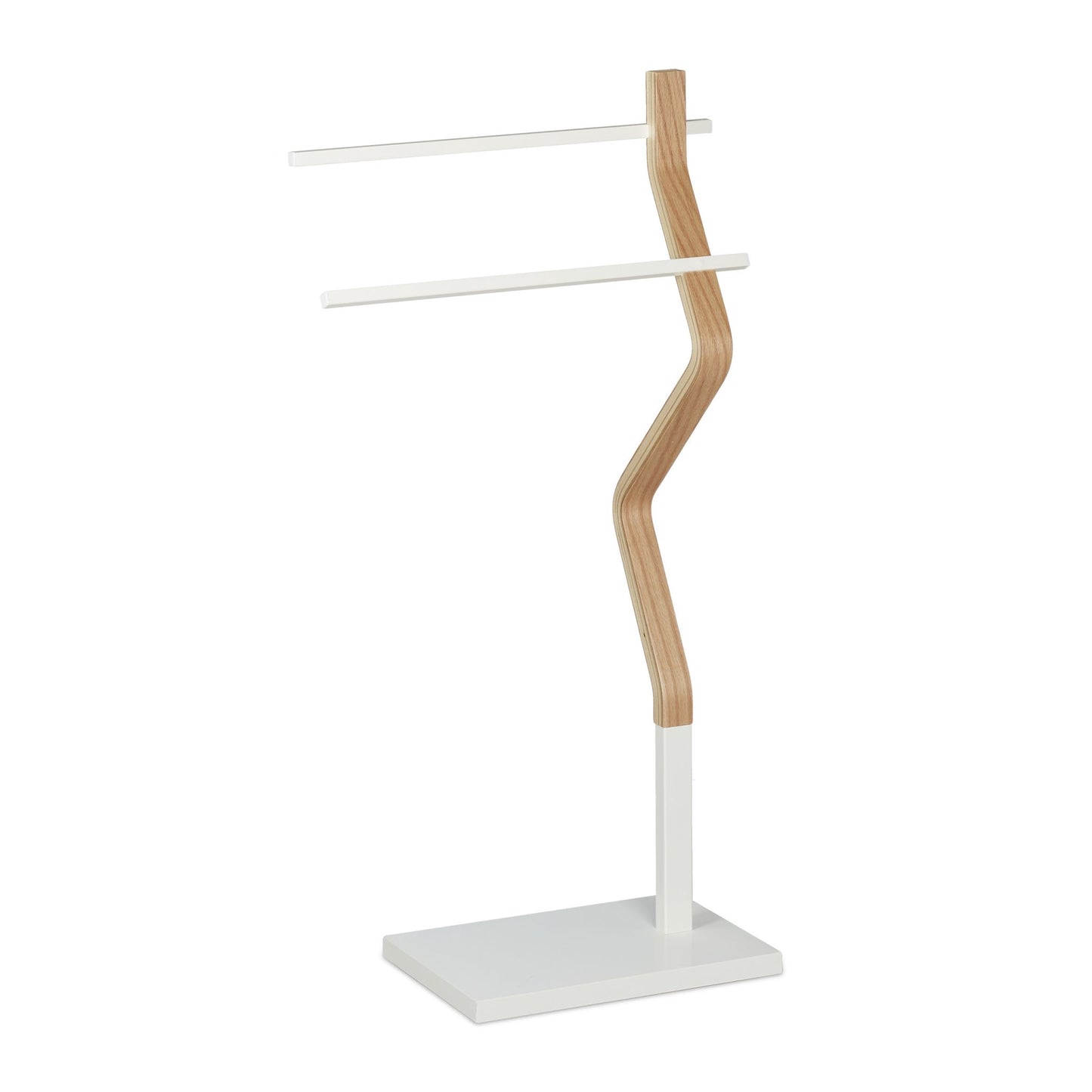 Standing towel rail